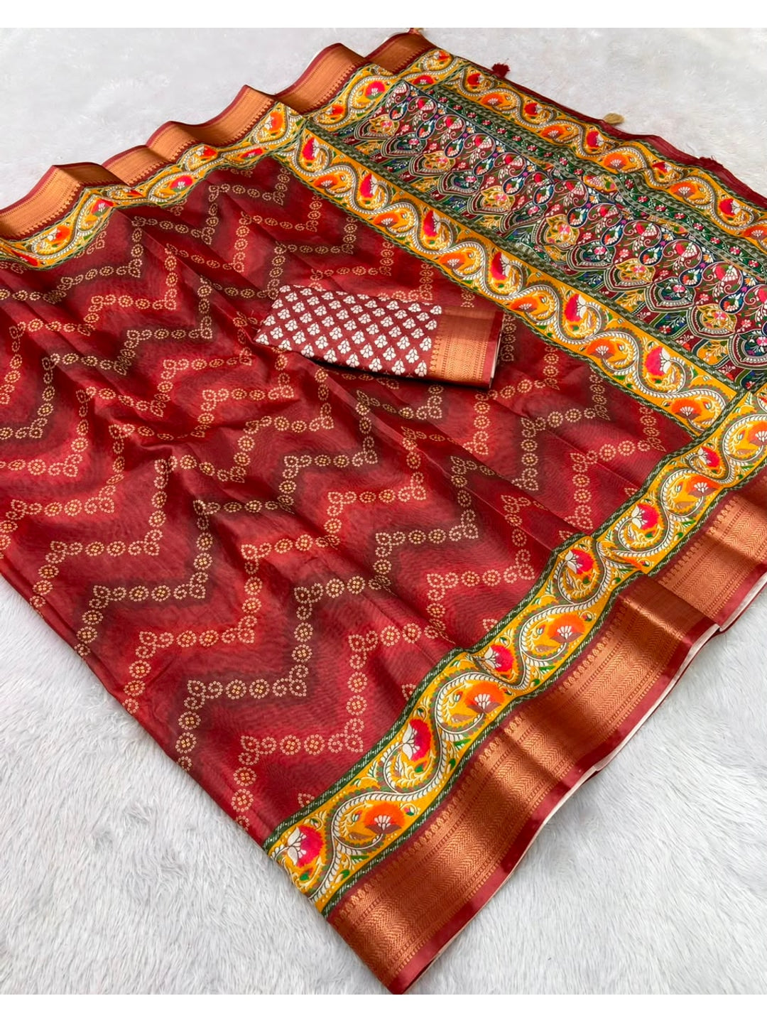 Peachmode Maroon Dola Silk Position Digital Print Saree - Image 5
