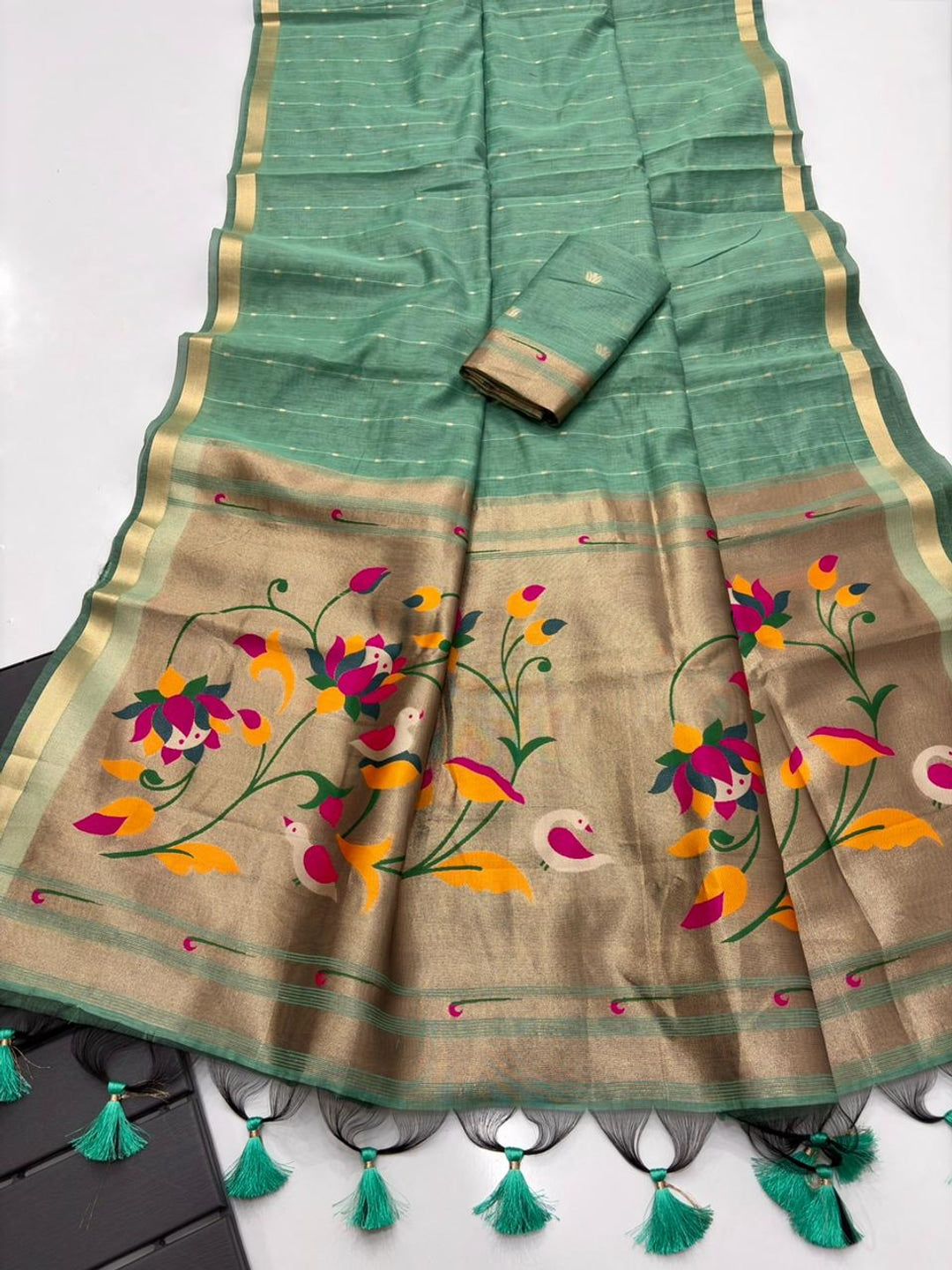 Peachmode Rama Green Paithani Muga Silk Zari Weave Saree - Image 5