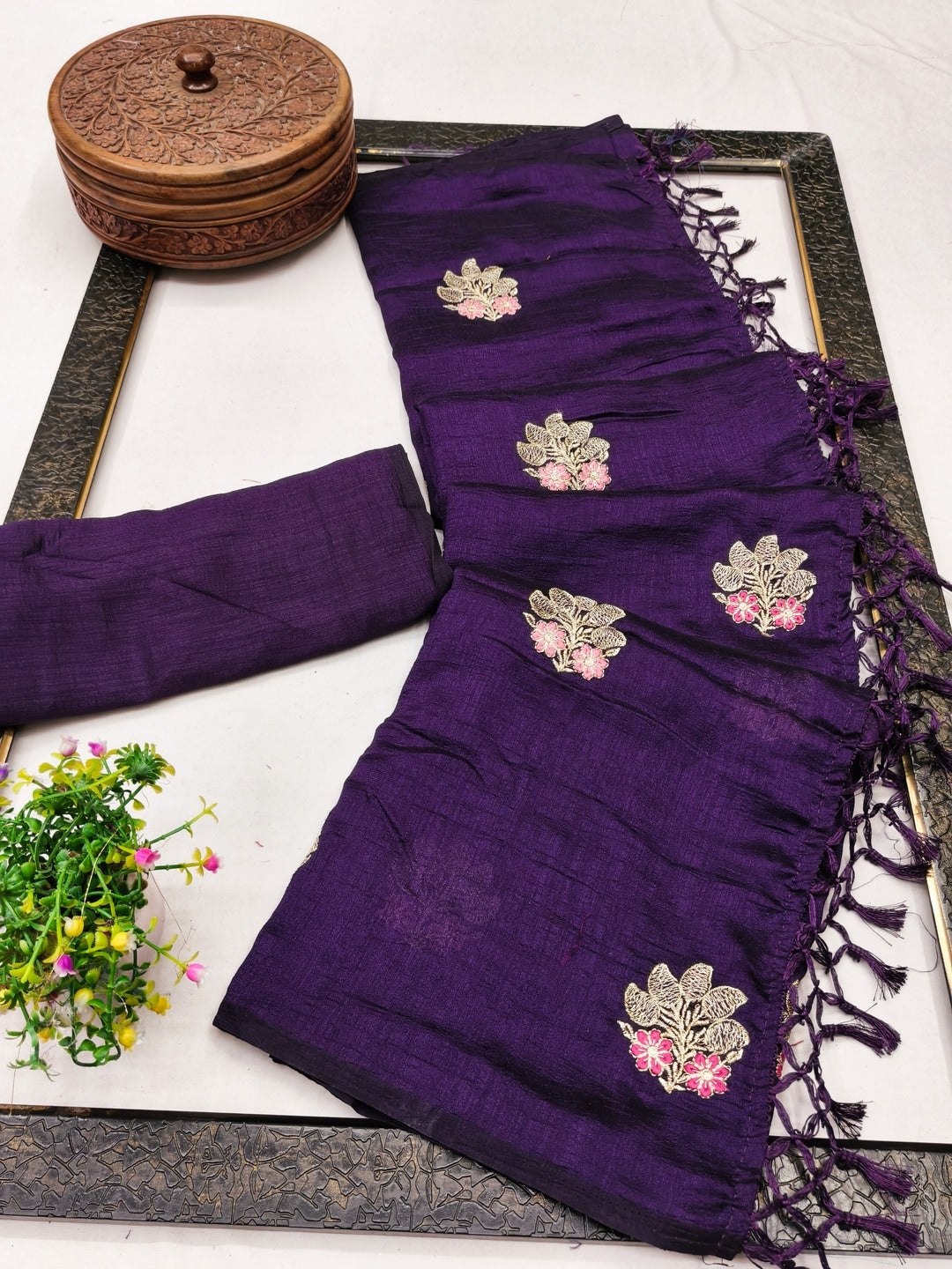 Peachmode Purple Vichitra Silk Floral Embroidered Saree - Image 2