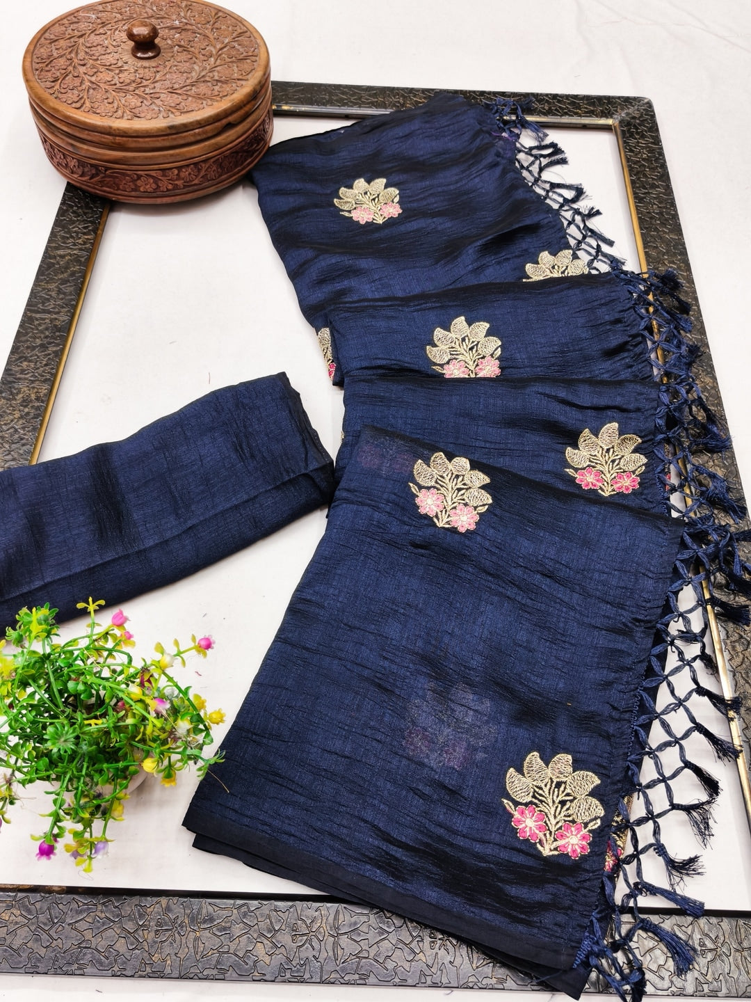 Peachmode Navy Blue Vichitra Silk Floral Embroidered Saree - Image 2