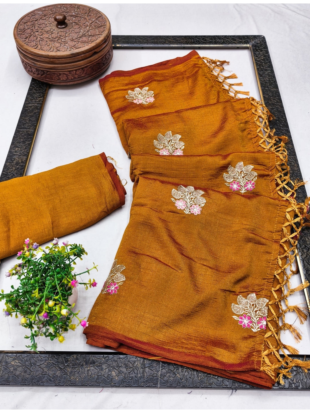 Peachmode Mustard Vichitra Silk Floral Embroidered Saree - Image 2