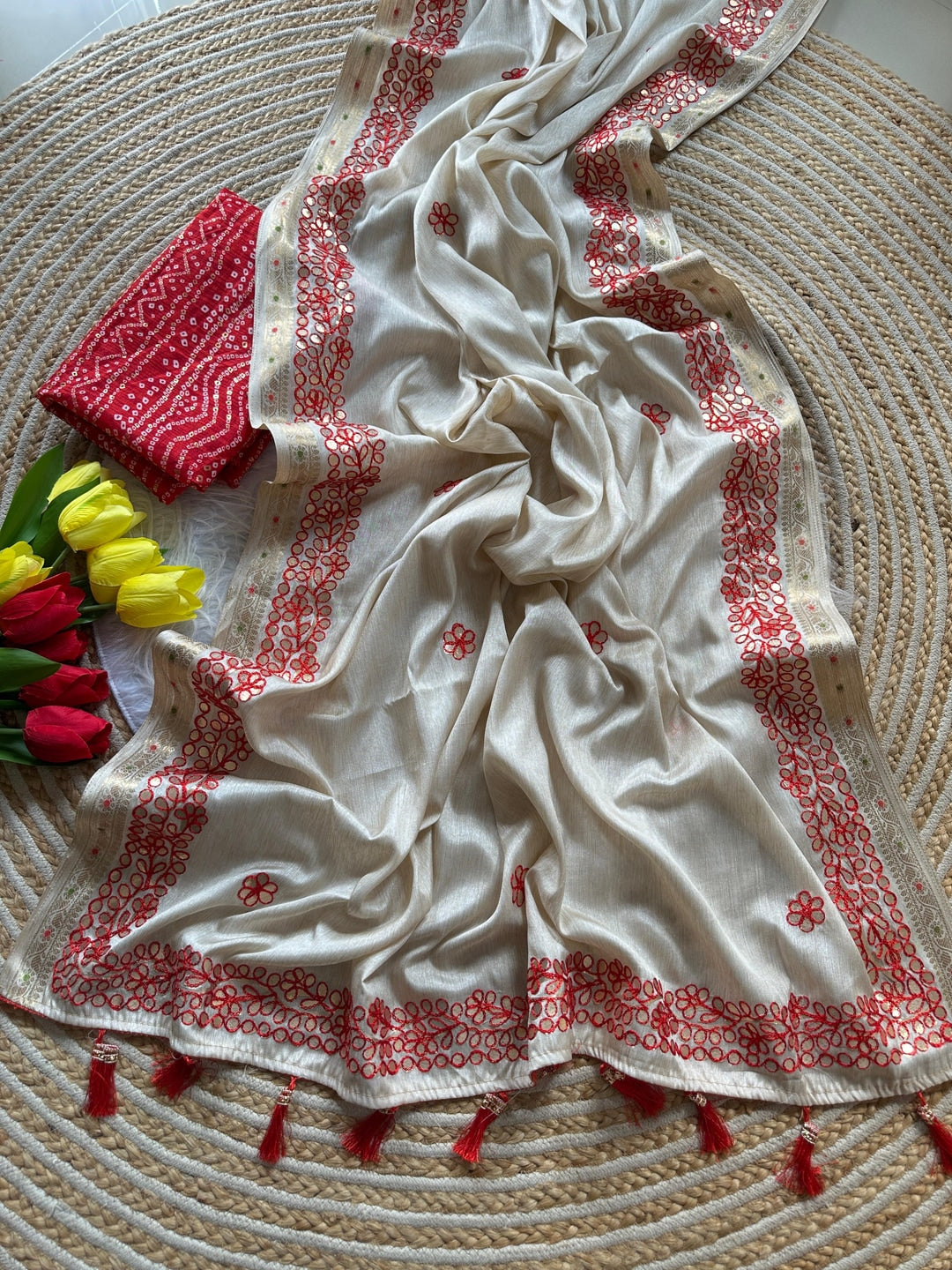 Peachmode Cream Gota Patti Work Tussar Silk Saree - Image 4