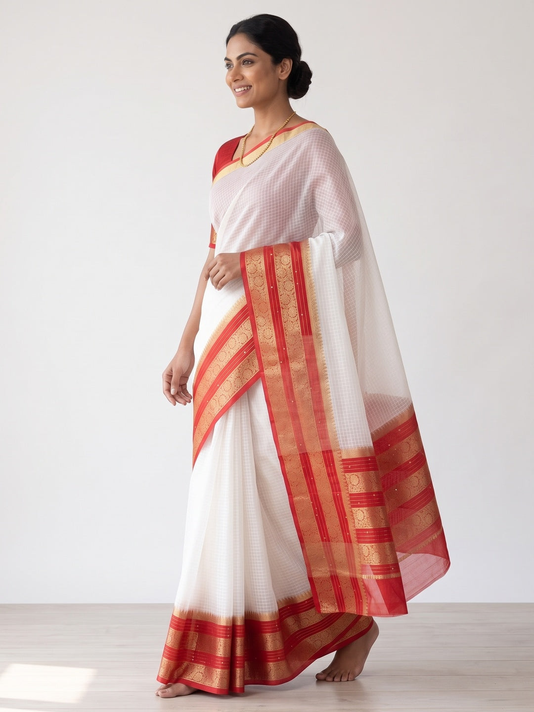 White & Red Kerala Checked Style Organza Saree - Image 4