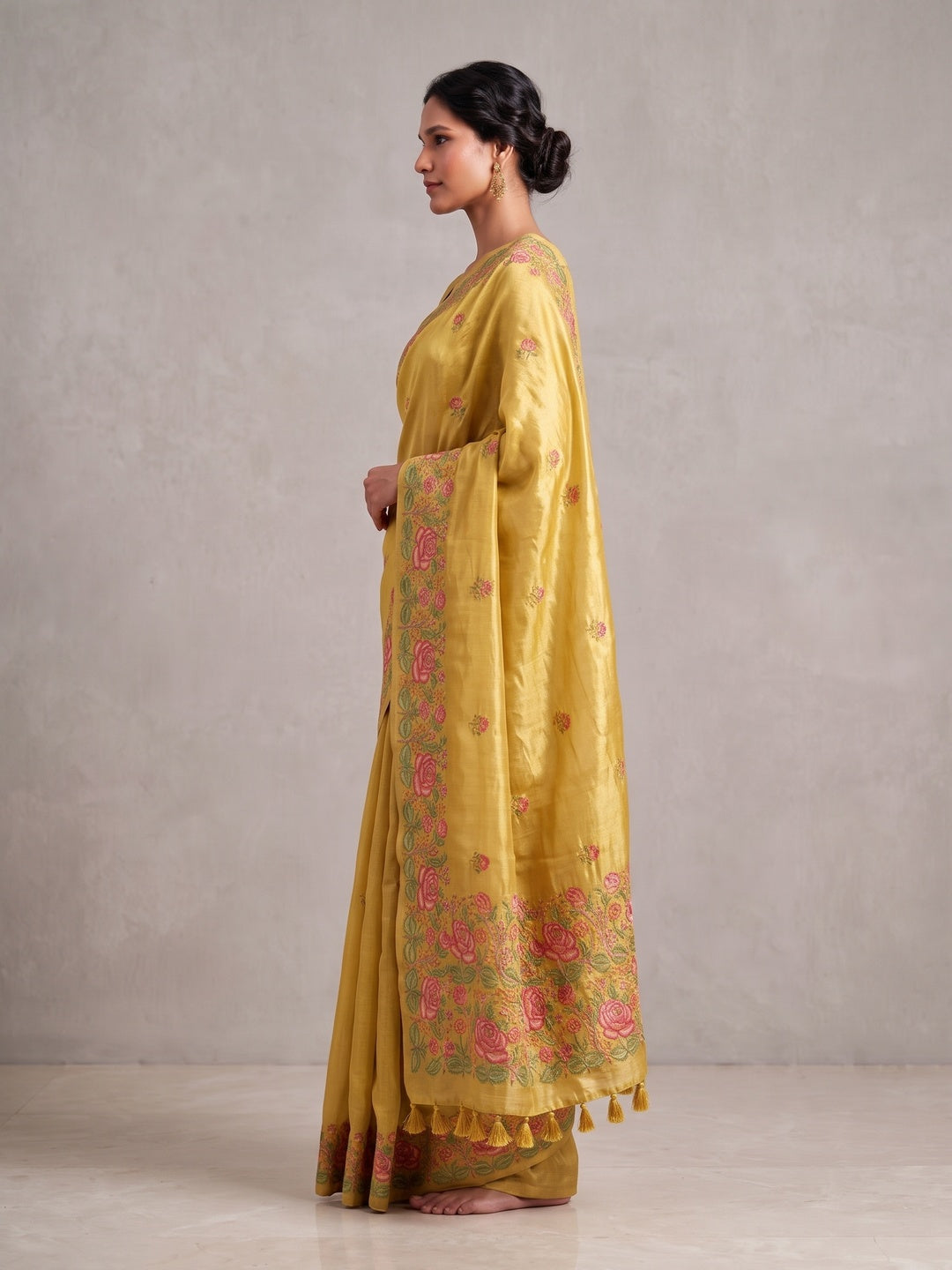 Peachmode Yellow Floral Embroidered Tissue Silk Saree - Image 5