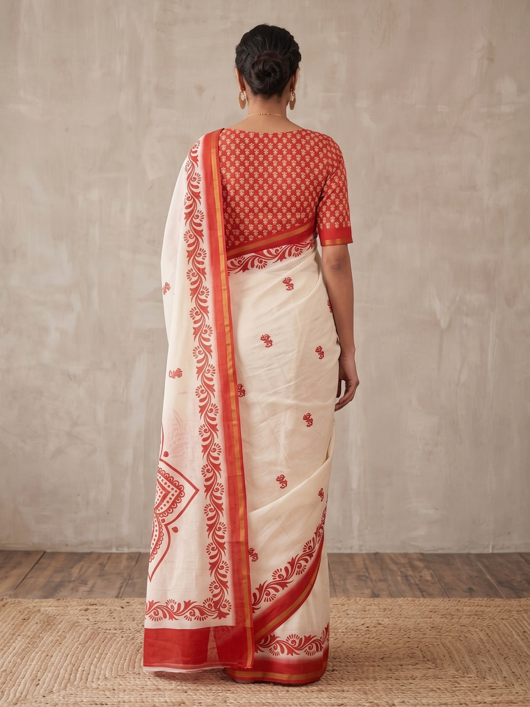 Peachmode Off White Abstract Printed Mulmul Cotton Saree - Image 5