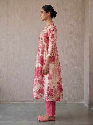 Pink Mul Chanderi Floral Embroidered Salwar Suit Set - Image 2