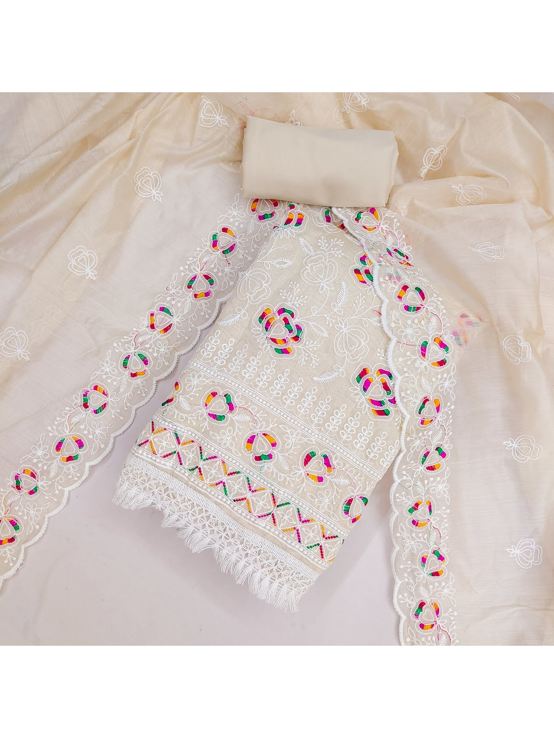 Peachmode Cream Chanderi Thread Work Dress Material - Image 4