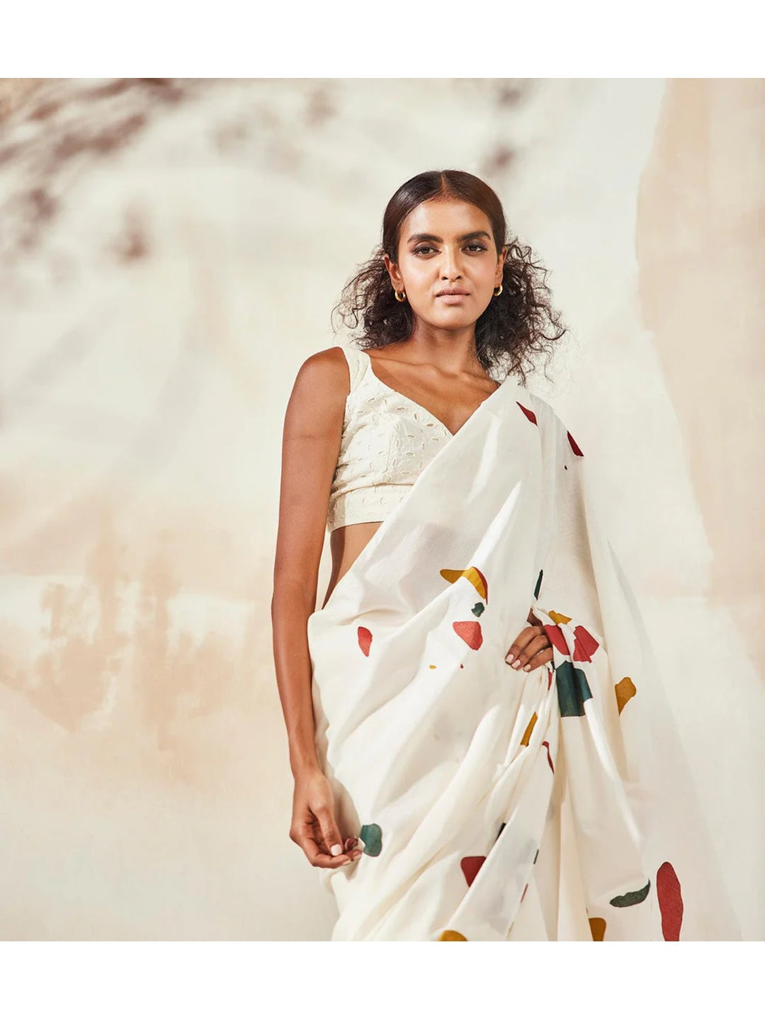 Peachmode White Georgette Embroidered Saree - Image 5