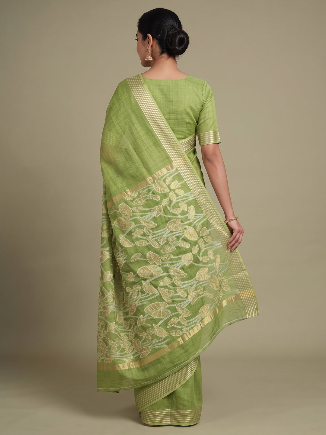 Peachmode Green Cotton Blend Leaf Pallu Saree - Image 5