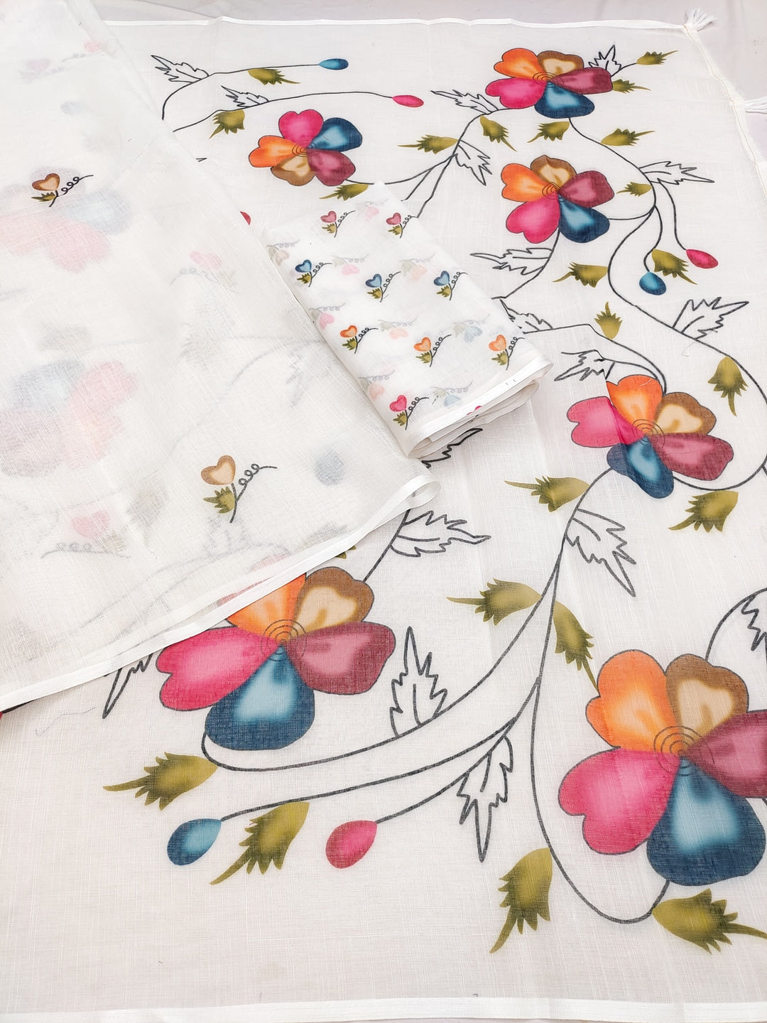 White Soft Linen Cotton Printed Saree - Image 5
