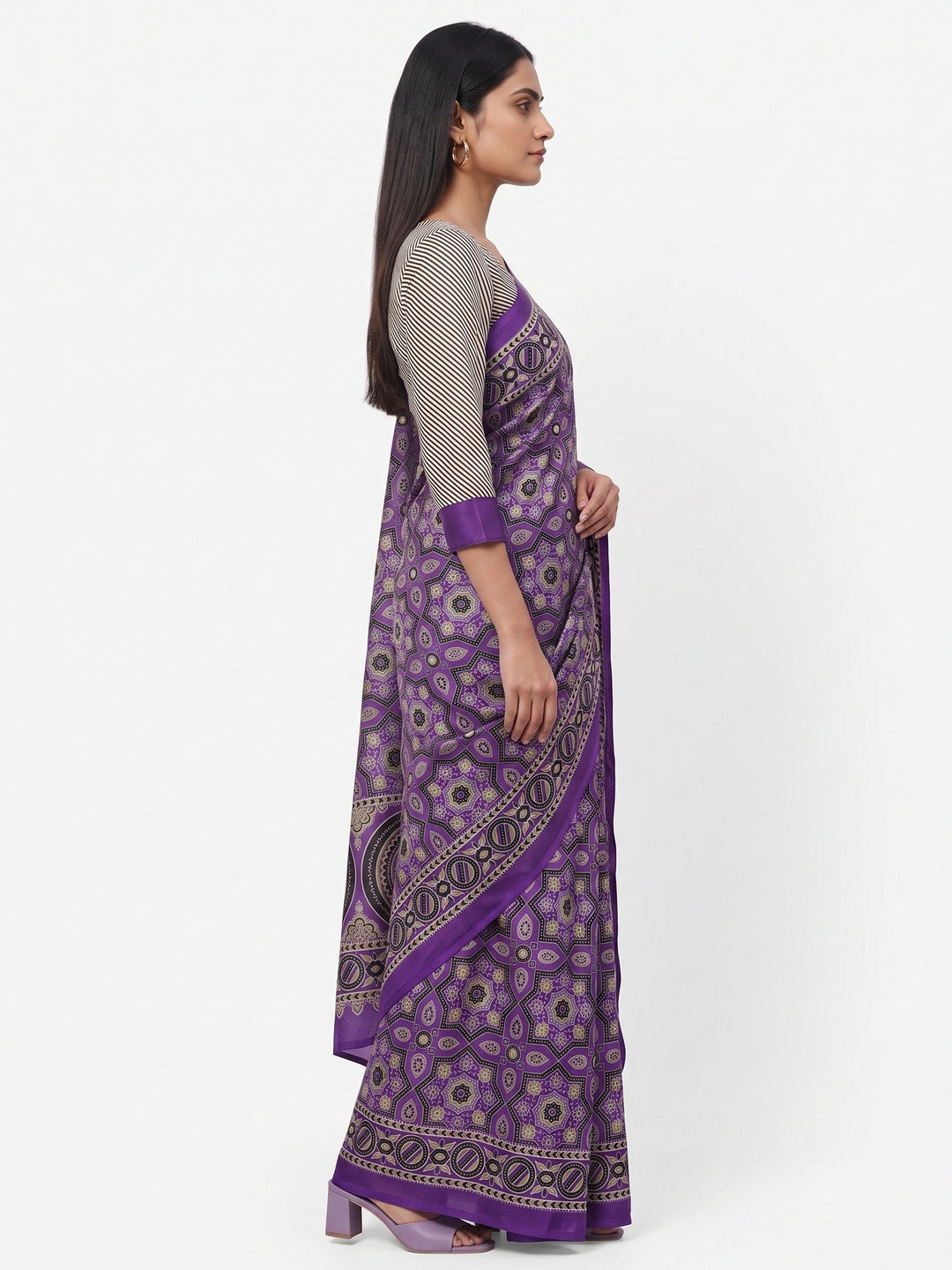 Modern Style Violet Ajrakh Printed Crepe Silk Saree for Elegant Party Occasions - Image 3