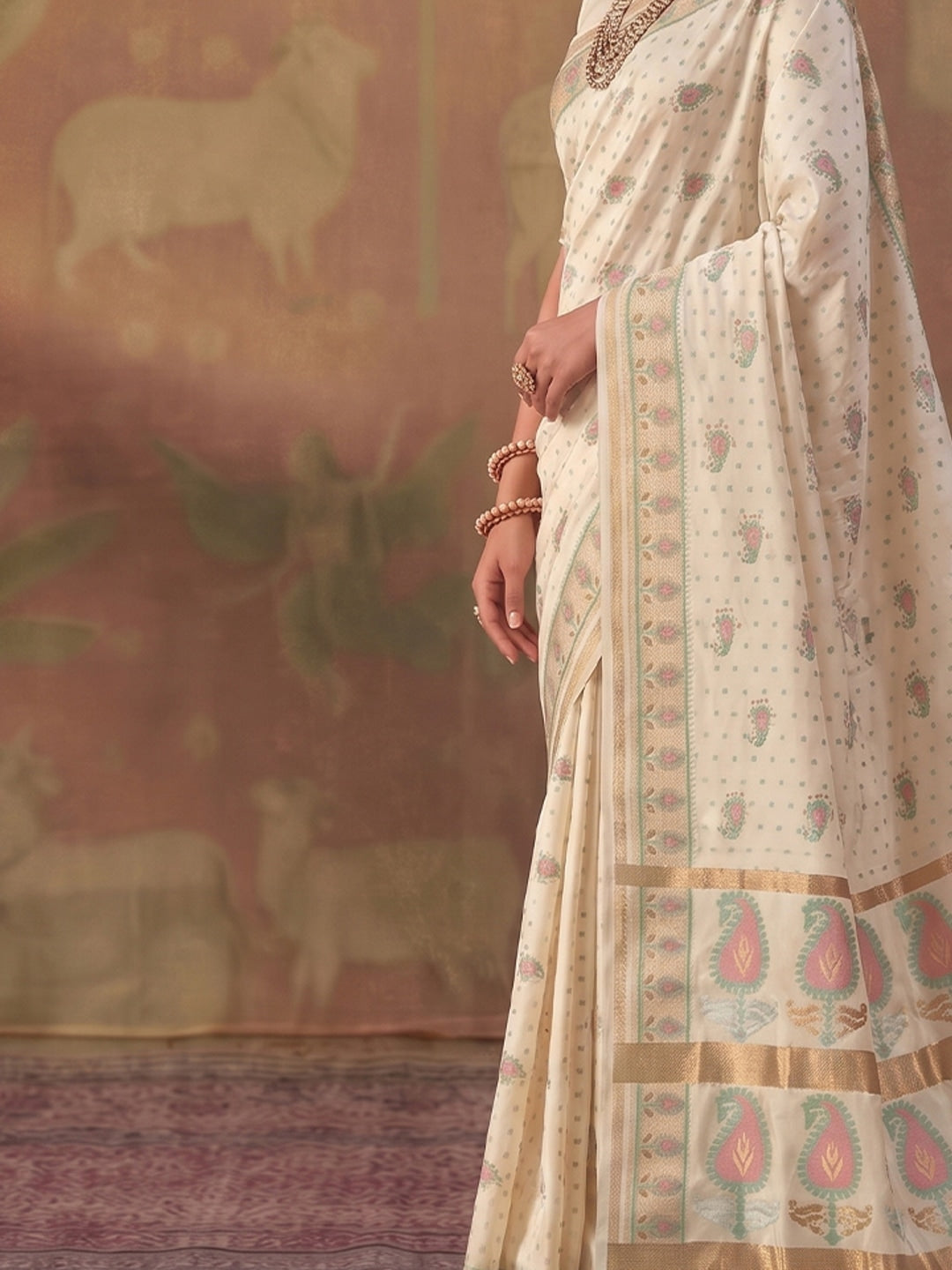 Peachmode Cream Soft Silk Woven Saree - Image 4