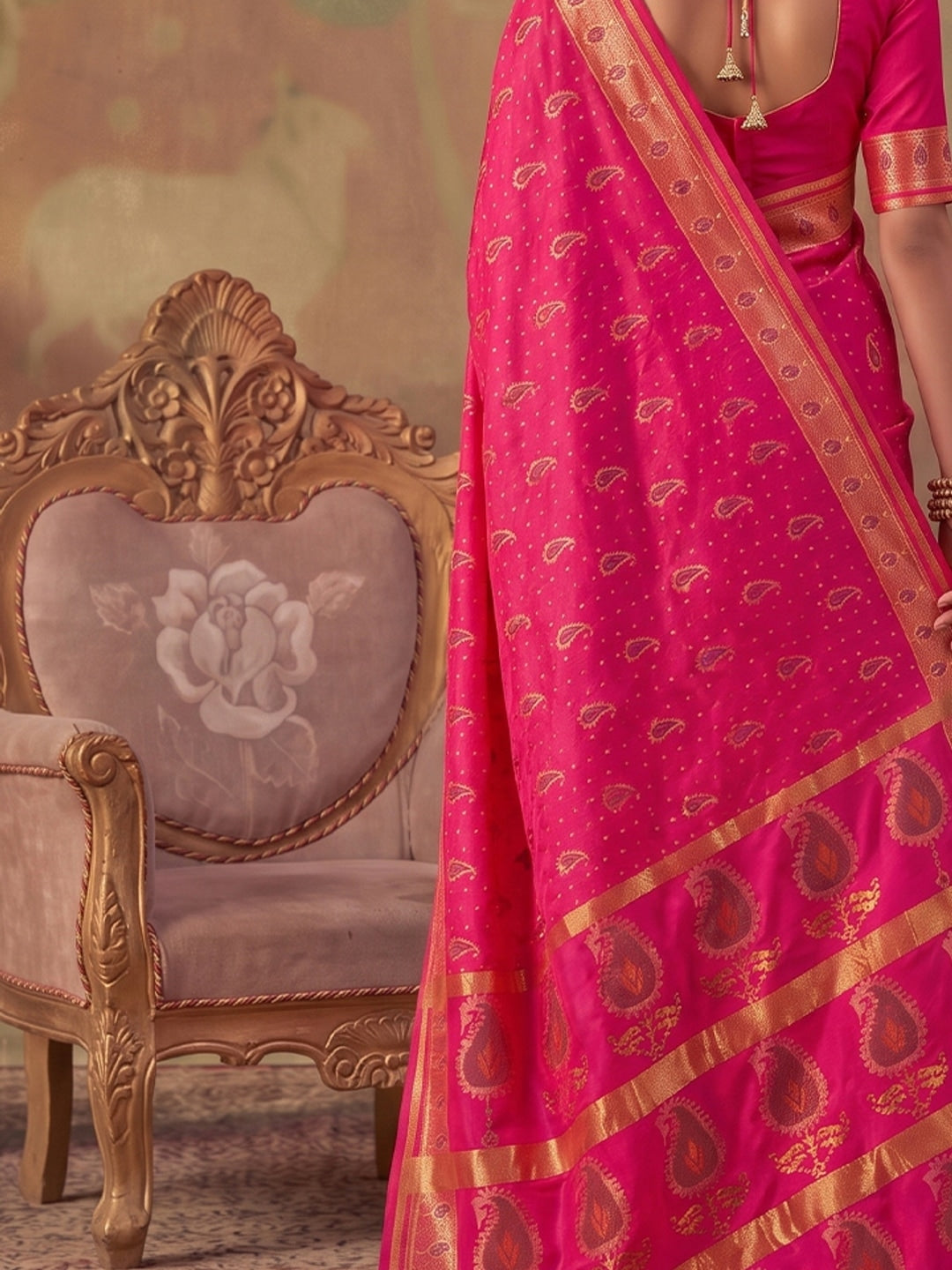 Peachmode Light Pink Soft Silk Woven Saree - Image 4