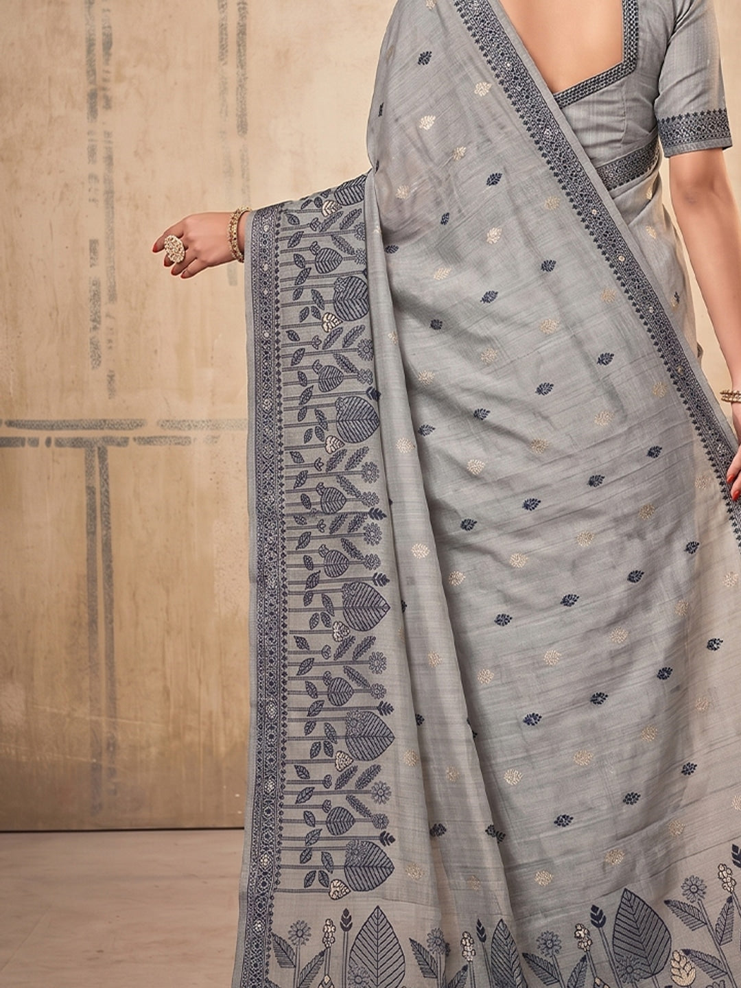 Peachmode Gray Cotton Woven Saree - Image 4