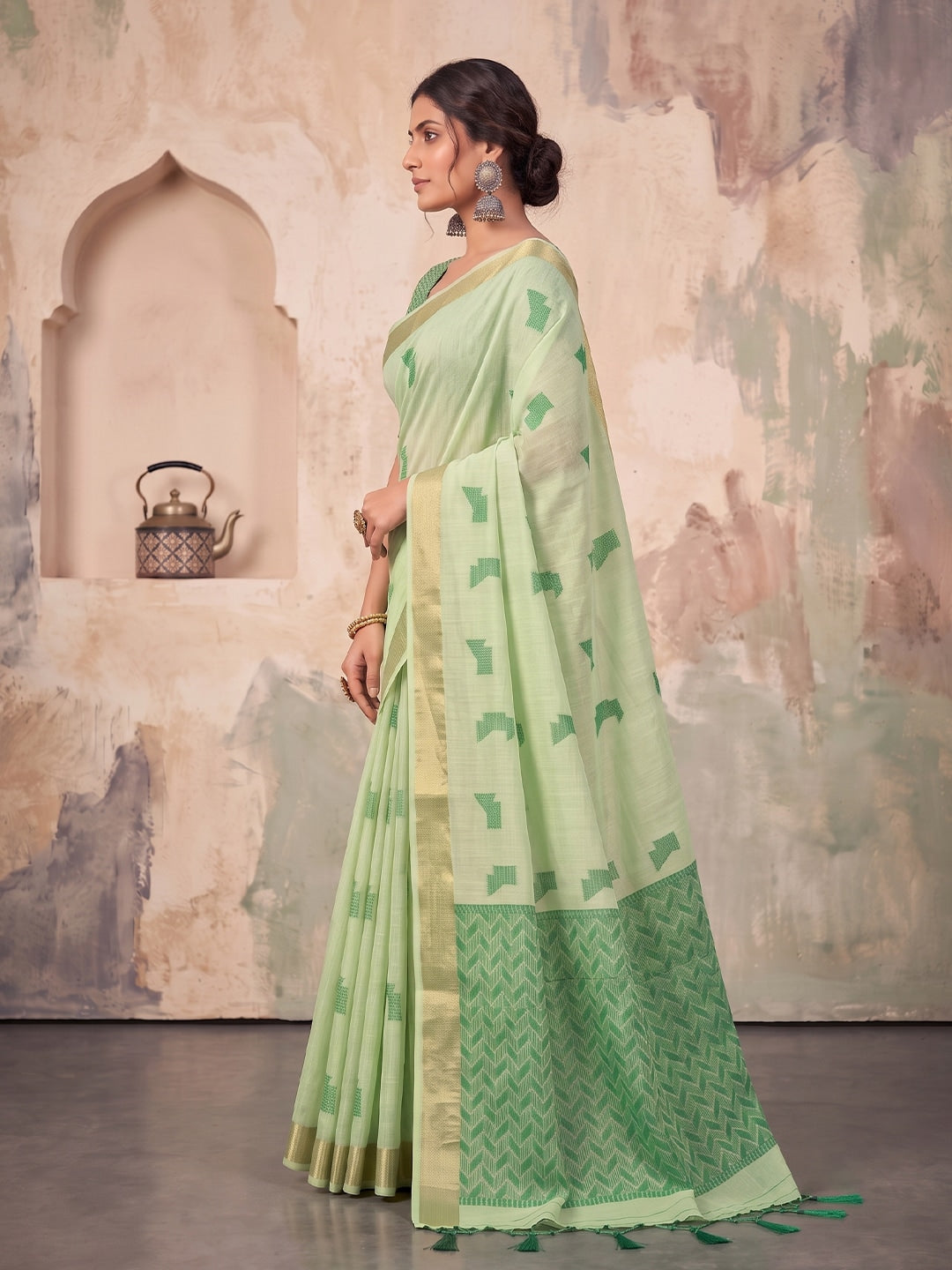 Peachmode Light Green Linen Woven Saree - Image 3