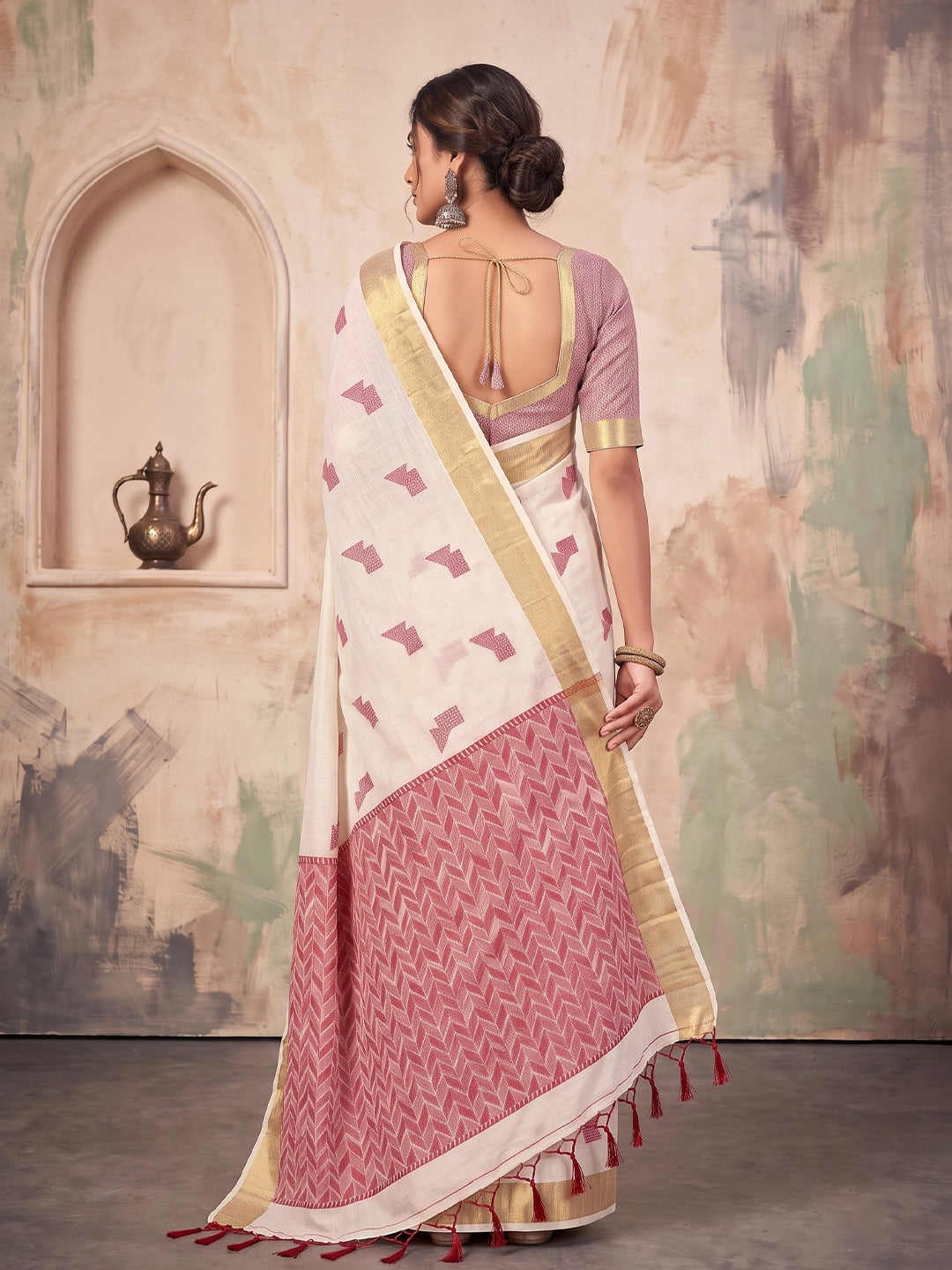 Peachmode White Linen Woven Saree - Image 3