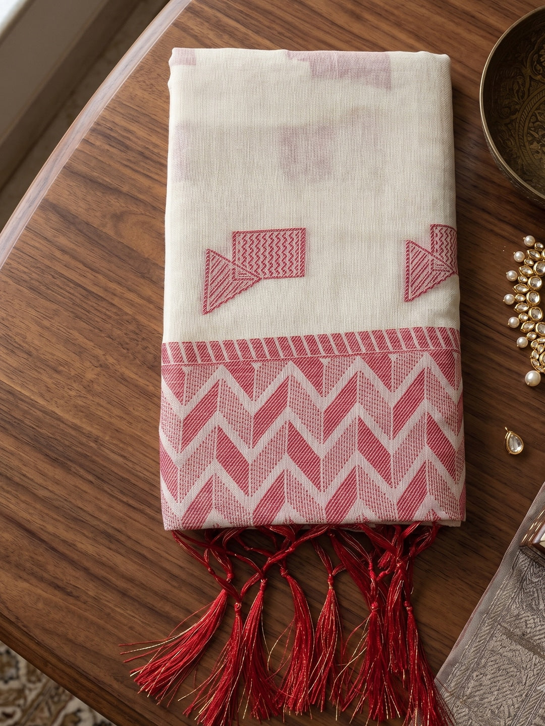 Peachmode White Linen Woven Saree - Image 4