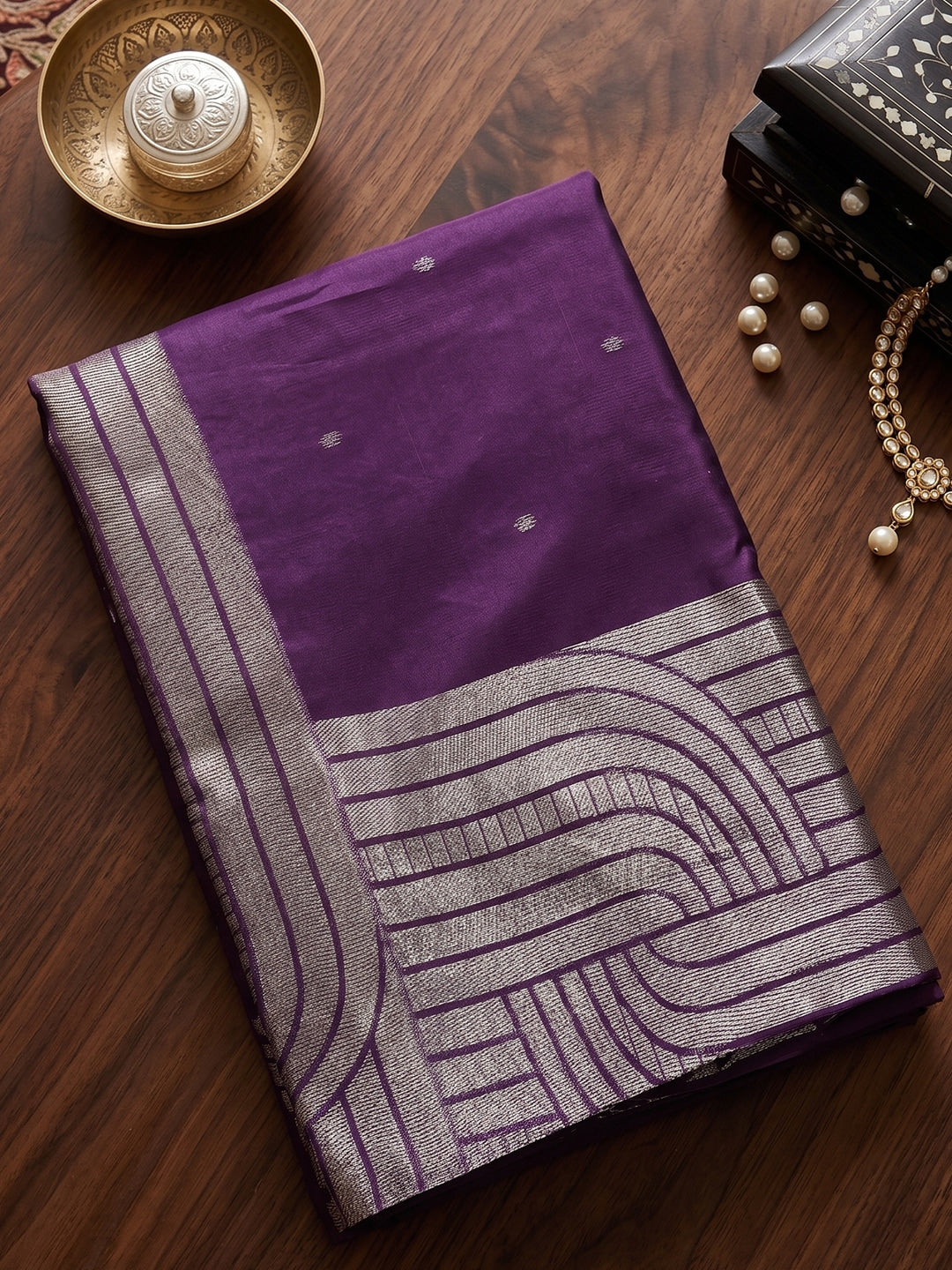 Peachmode Vibrate Purple Cotton Blend Woven Saree - Image 4