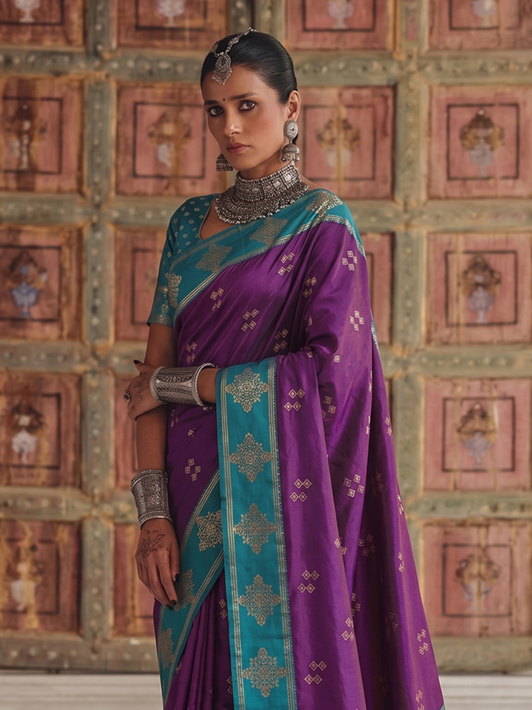 Peachmode Violet Soft Silk Woven Saree - Image 4
