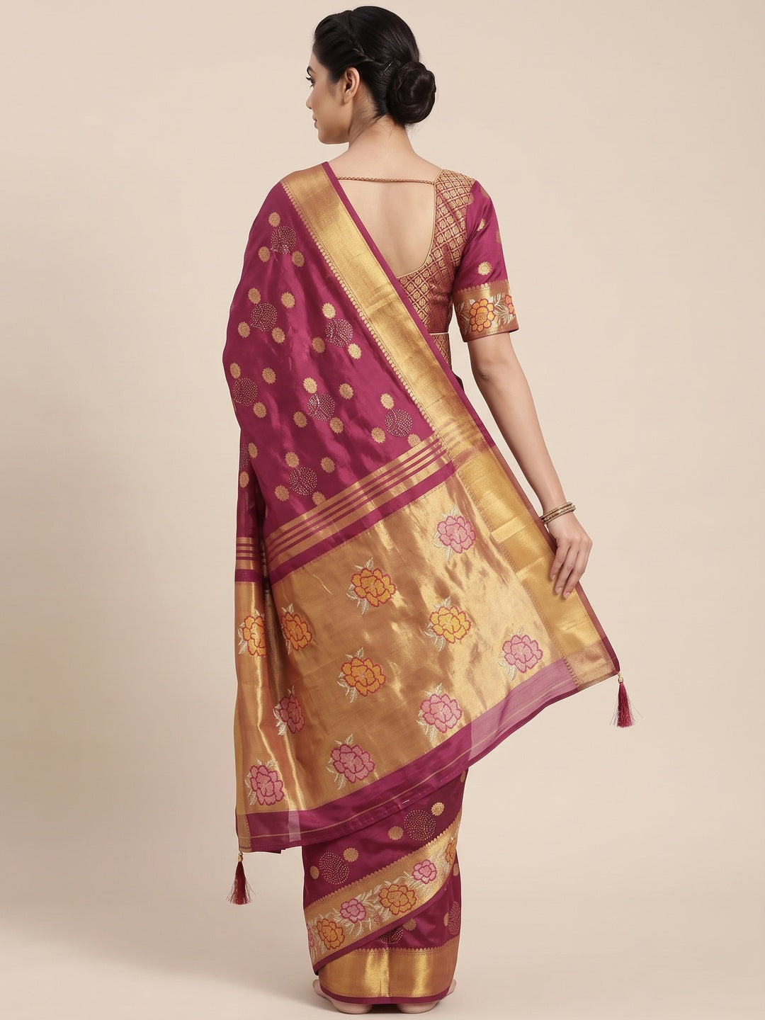 Magenta Zari Woven Jacquard Saree With Embroidery Border - Image 2
