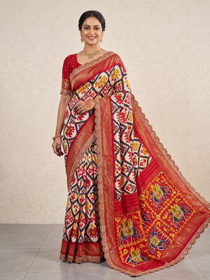 Off White & Red Ikkat Printed Dola Silk Saree With Sequins Embroidery Border - Image 3