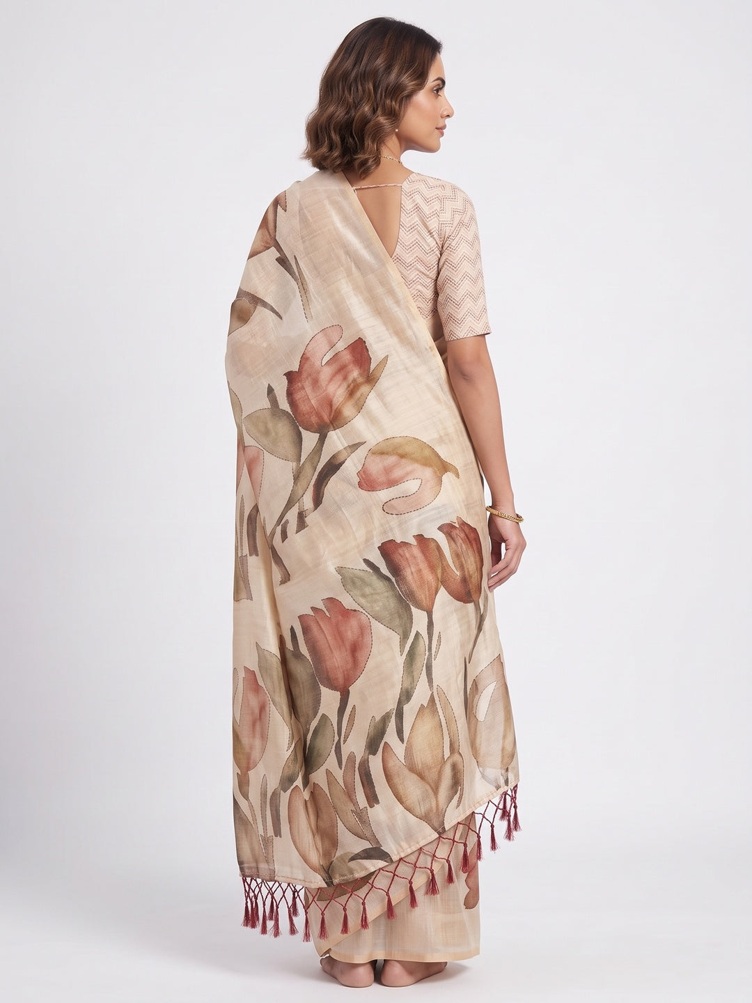 Stylish Beige Floral Print Art Silk Saree Enhanced With Tassel Pallu - Image 2