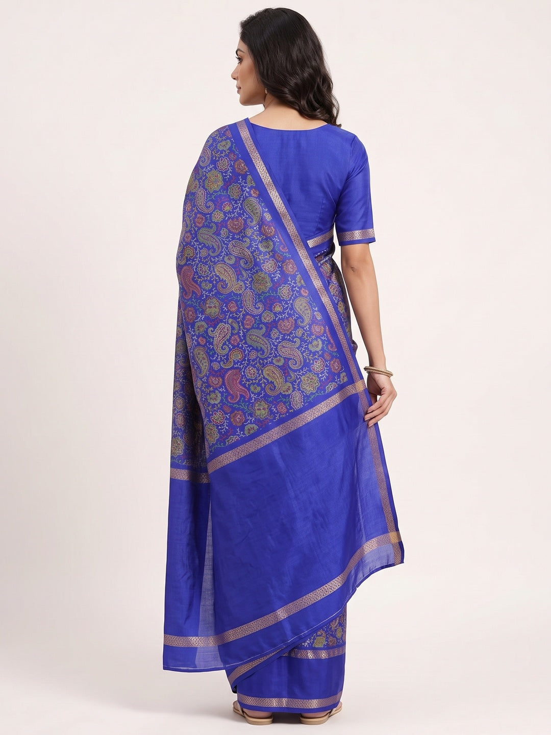 Gorgeous Blue Soft Silk Blend Saree Featuring Classic Paisley Prints for Elegant Occasions - Image 2