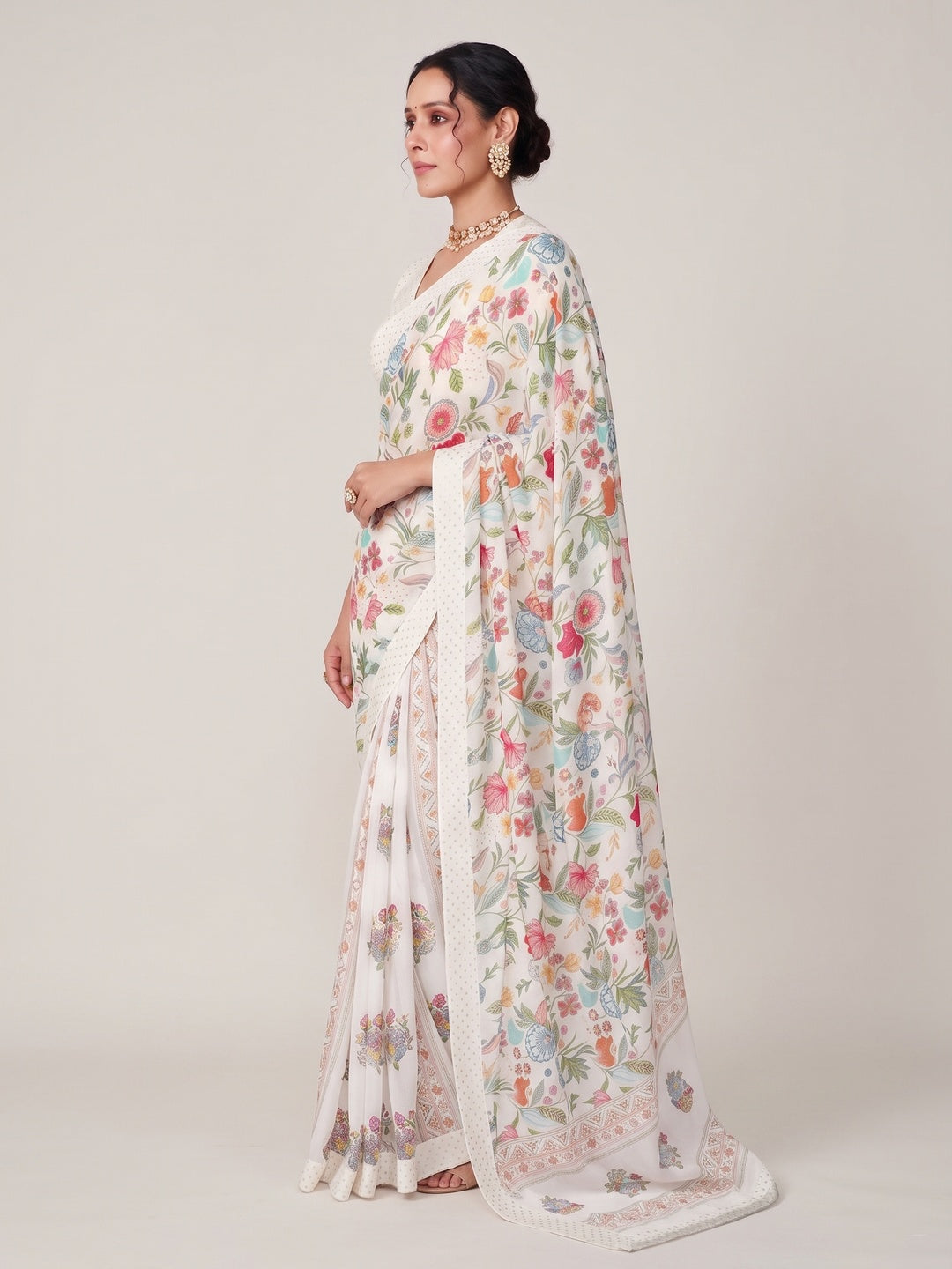 White Floral Printed Chiffon Saree - Image 3