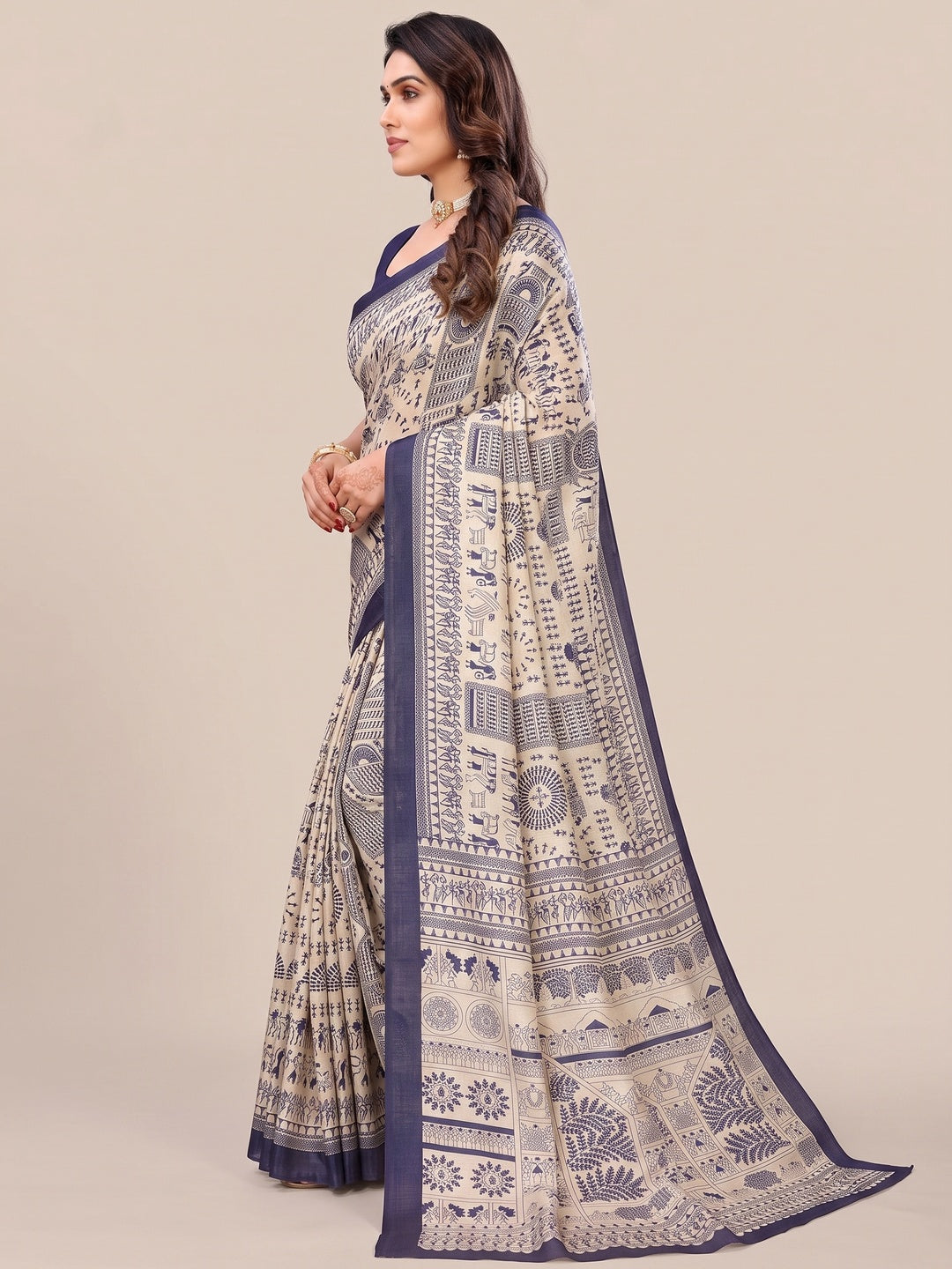 Off White & Blue Warli Printed Khaadi Saree - Image 4