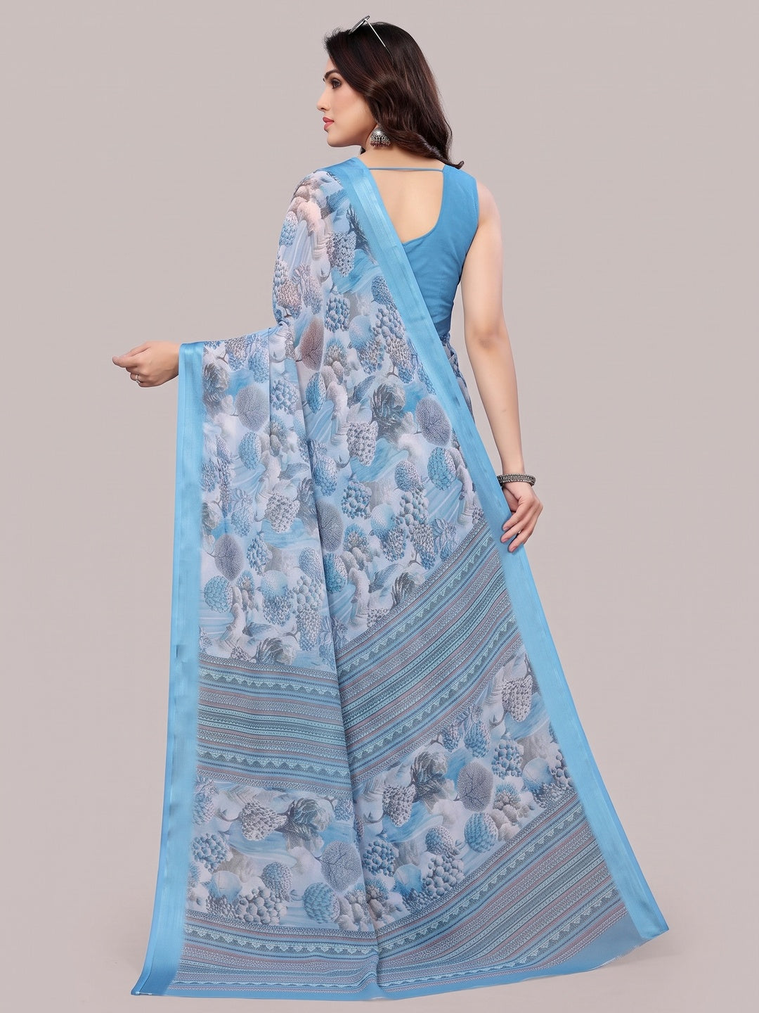Blue Floral Printed Chiffon Saree - Image 2