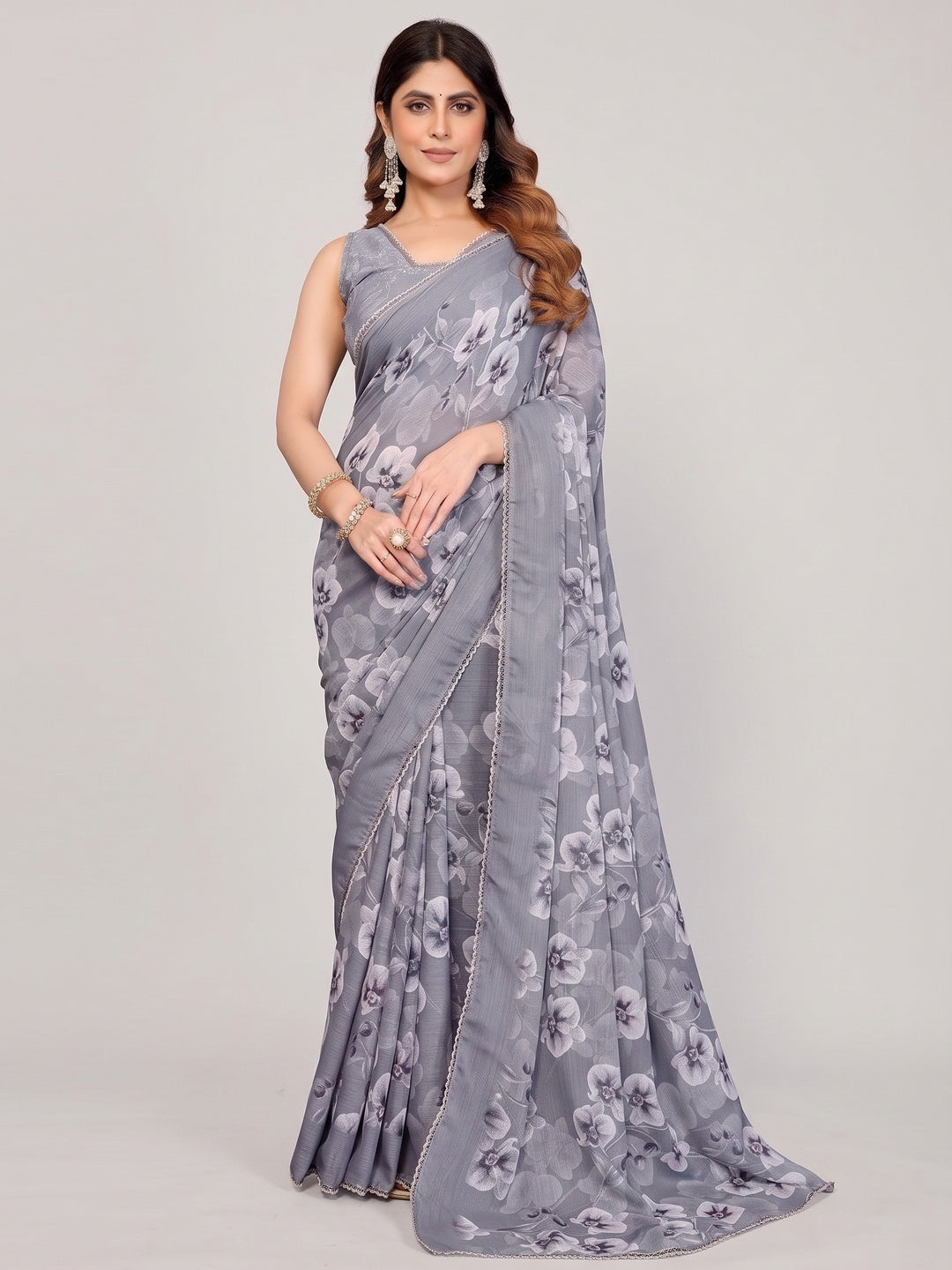 Elegant Gery Floral Printed Georgette Saree Enhanced With Delicate Lace Border Work - Image 10