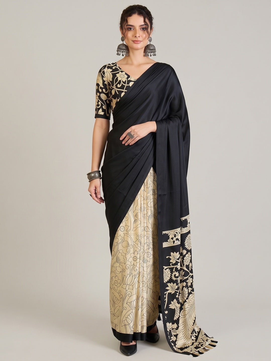 Ethnic Black Satin Saree with Detailed Kalamkari Printed Design - Image 9