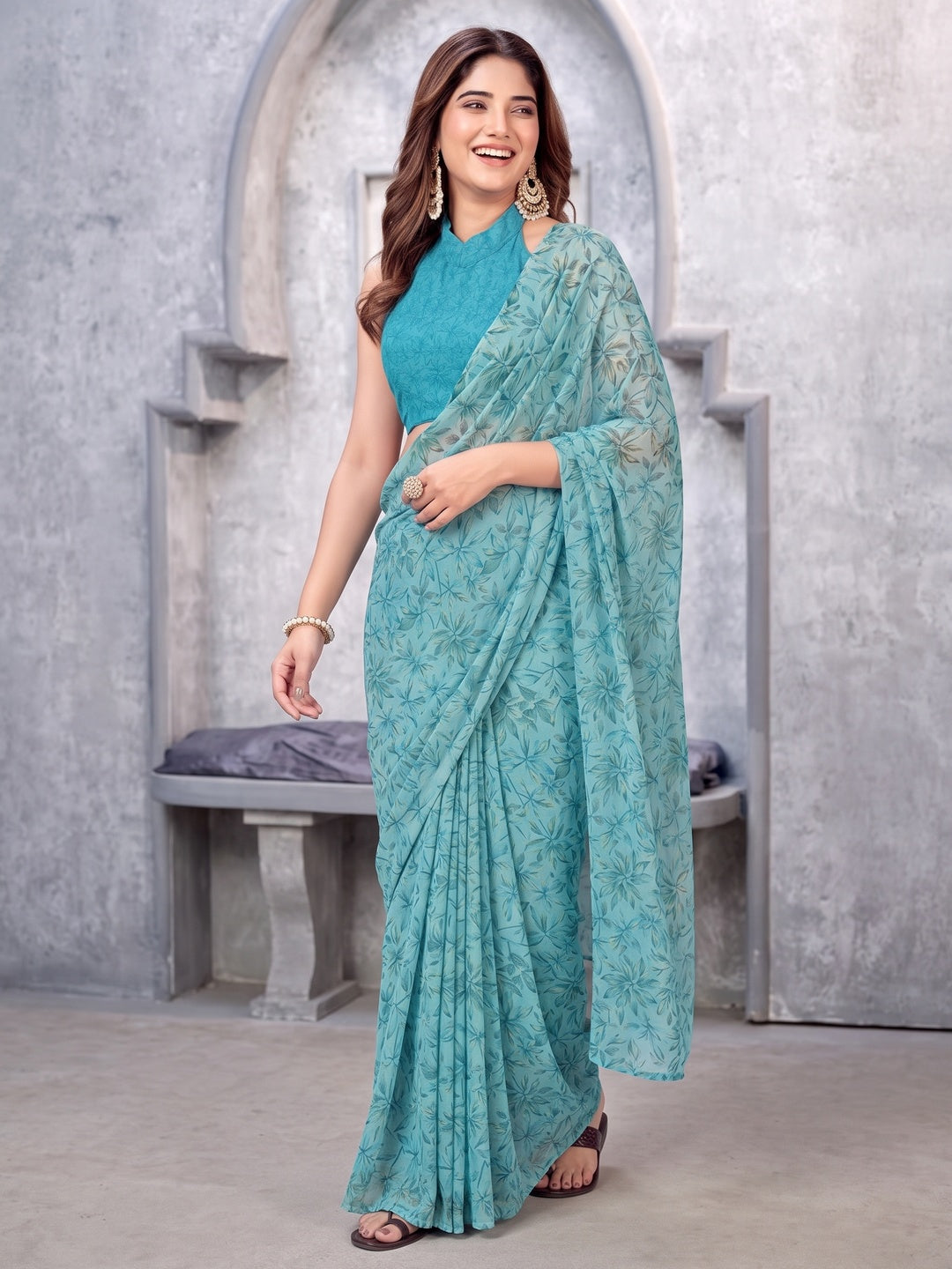 Blue Floral Printed Georgette Saree - Image 7