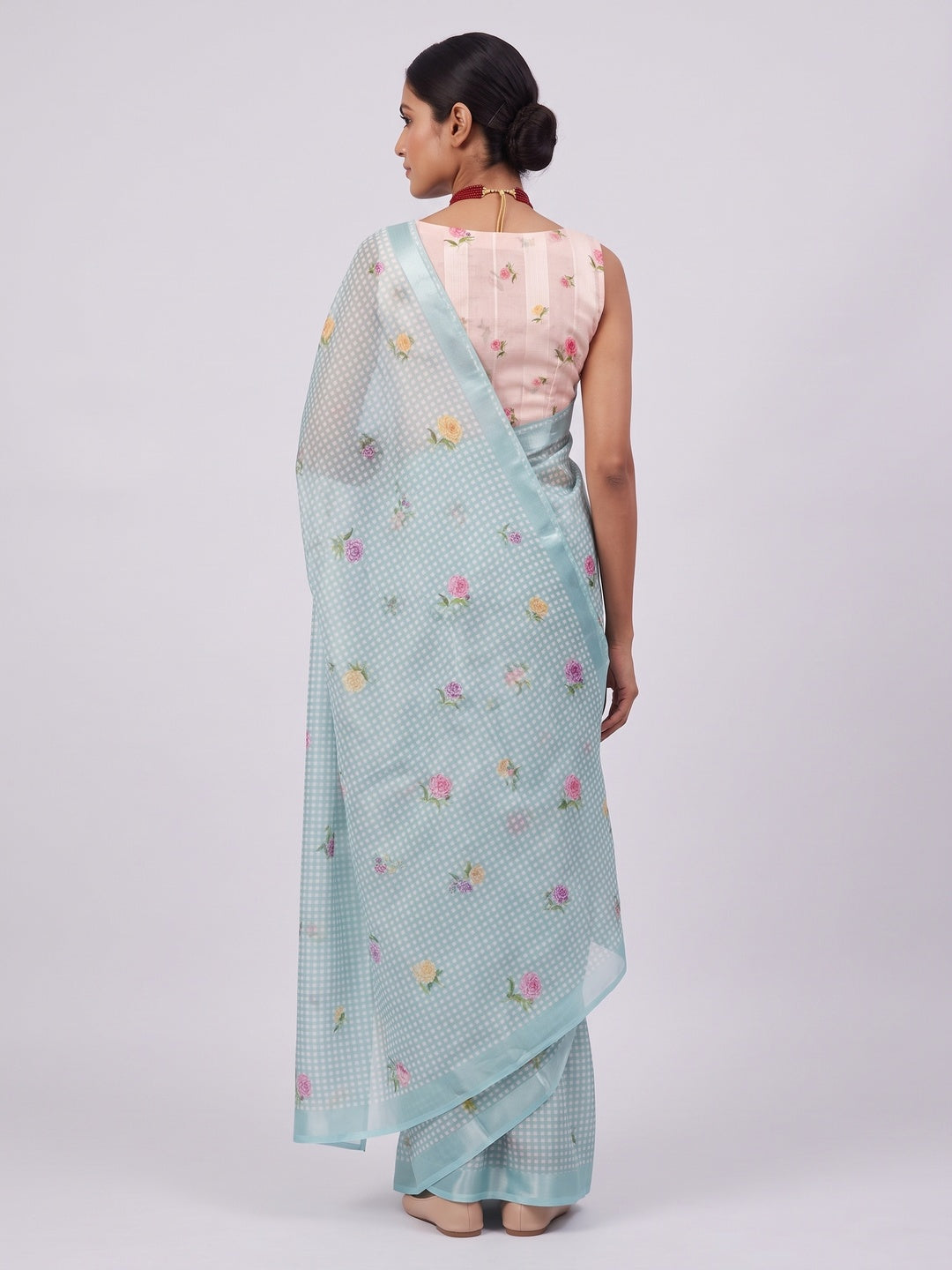 Elegant Sky Blue Floral Digital Printed Georgette Saree With Subtle Detailing - Image 2