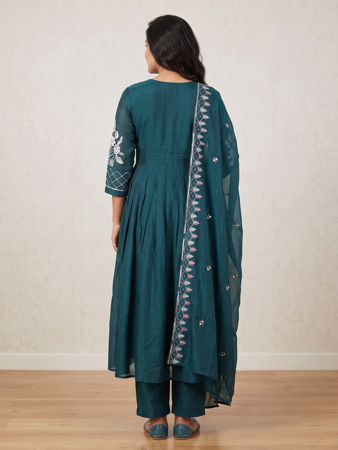 Teal Green Mul Chanderi Floral Embroidered Salwar Suit Set - Image 5