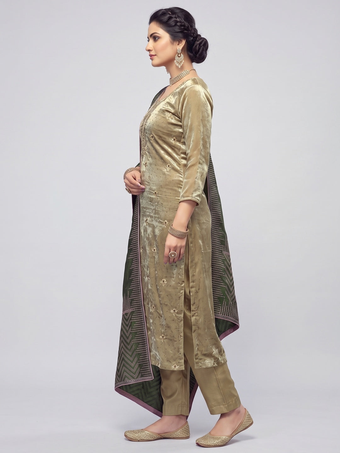 Green Floral Embroidery With Swarovski Work Jimmy Choo Tissue Semi Stitched Suit - Image 3