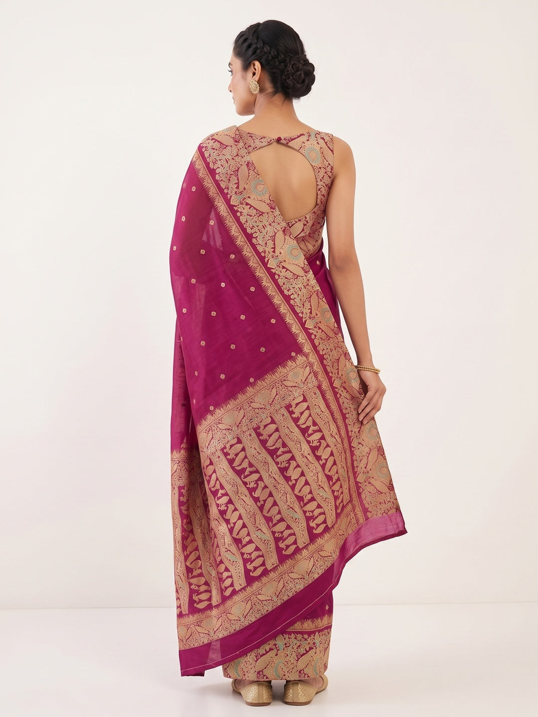 Magenta Cotton Silk Saree with Zari-Woven Border and Striking Printed Patterns - Image 3