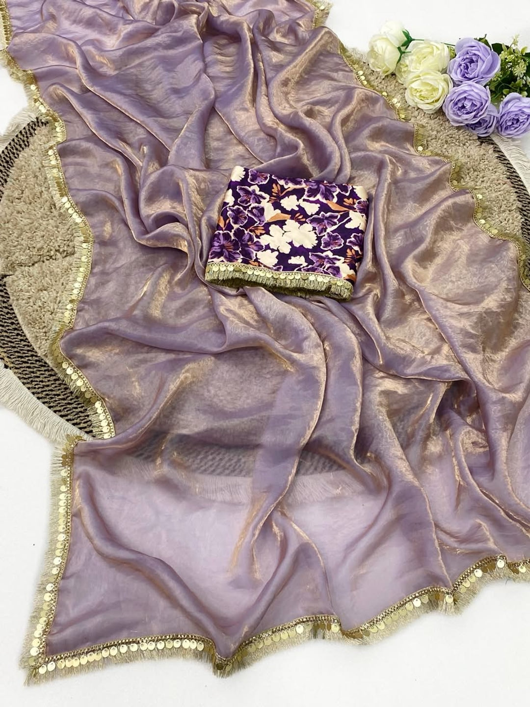 Peachmode Lavender Two Tone Satin Saree - Image 3