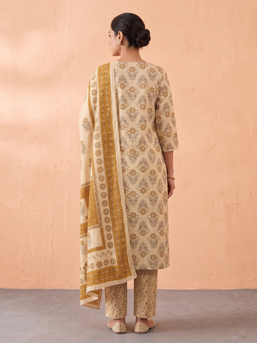 Cream Cotton Floral Block Printed Salwar Suit Set - Image 5