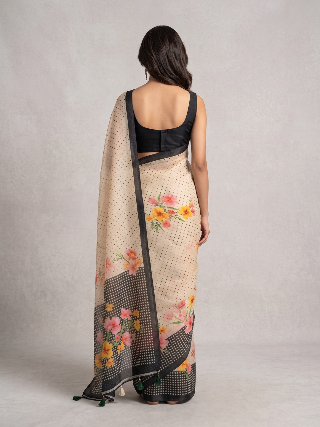 Peachmode Off White Black Floral Soft Linen Saree - Image 4