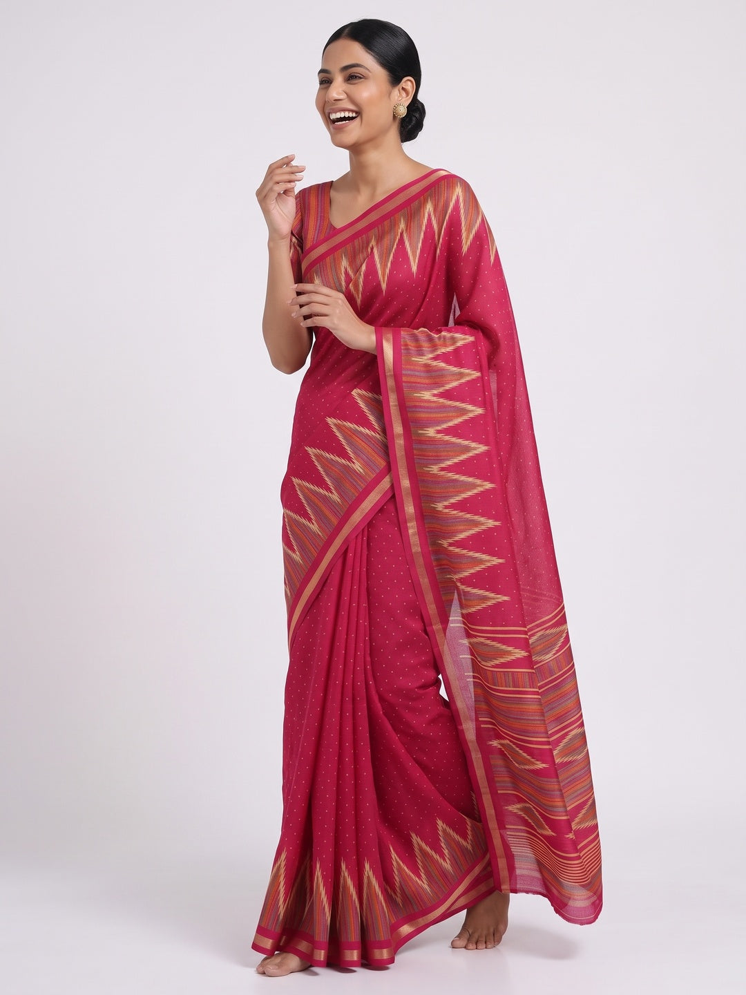 Festive Wear Pink Geometric Printed Tussar Silk Saree with Artistic Pattern - Image 4