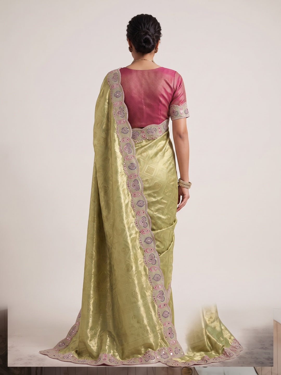 Peachmode Green Silk Blend Saree - Image 5
