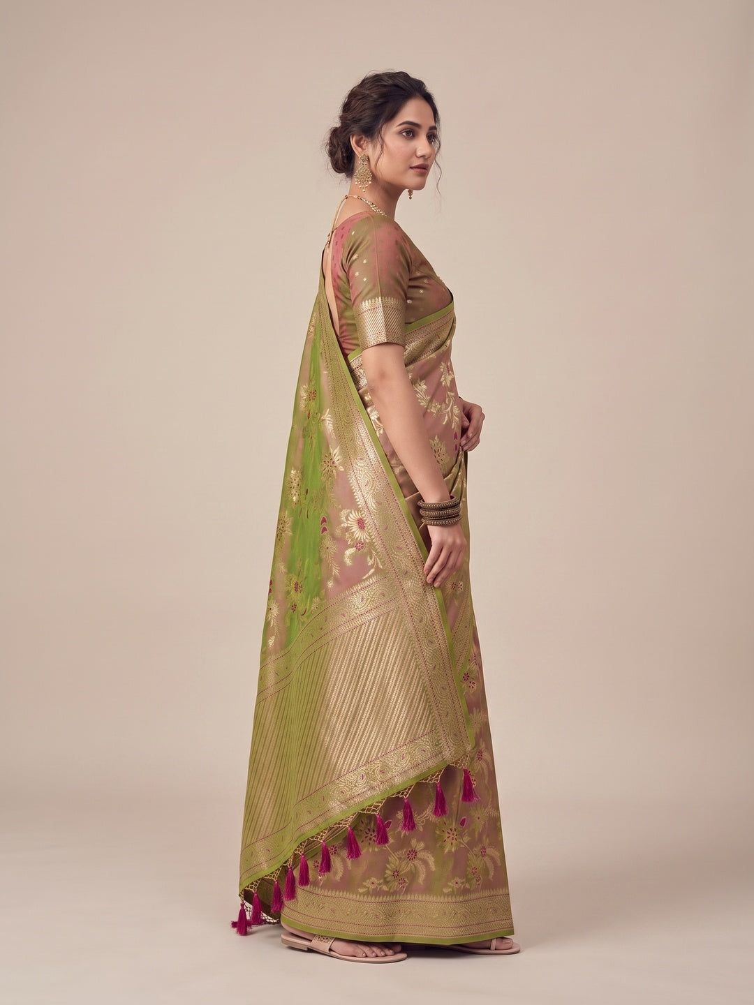 Peachmode Brown Silk Blend Saree - Image 4