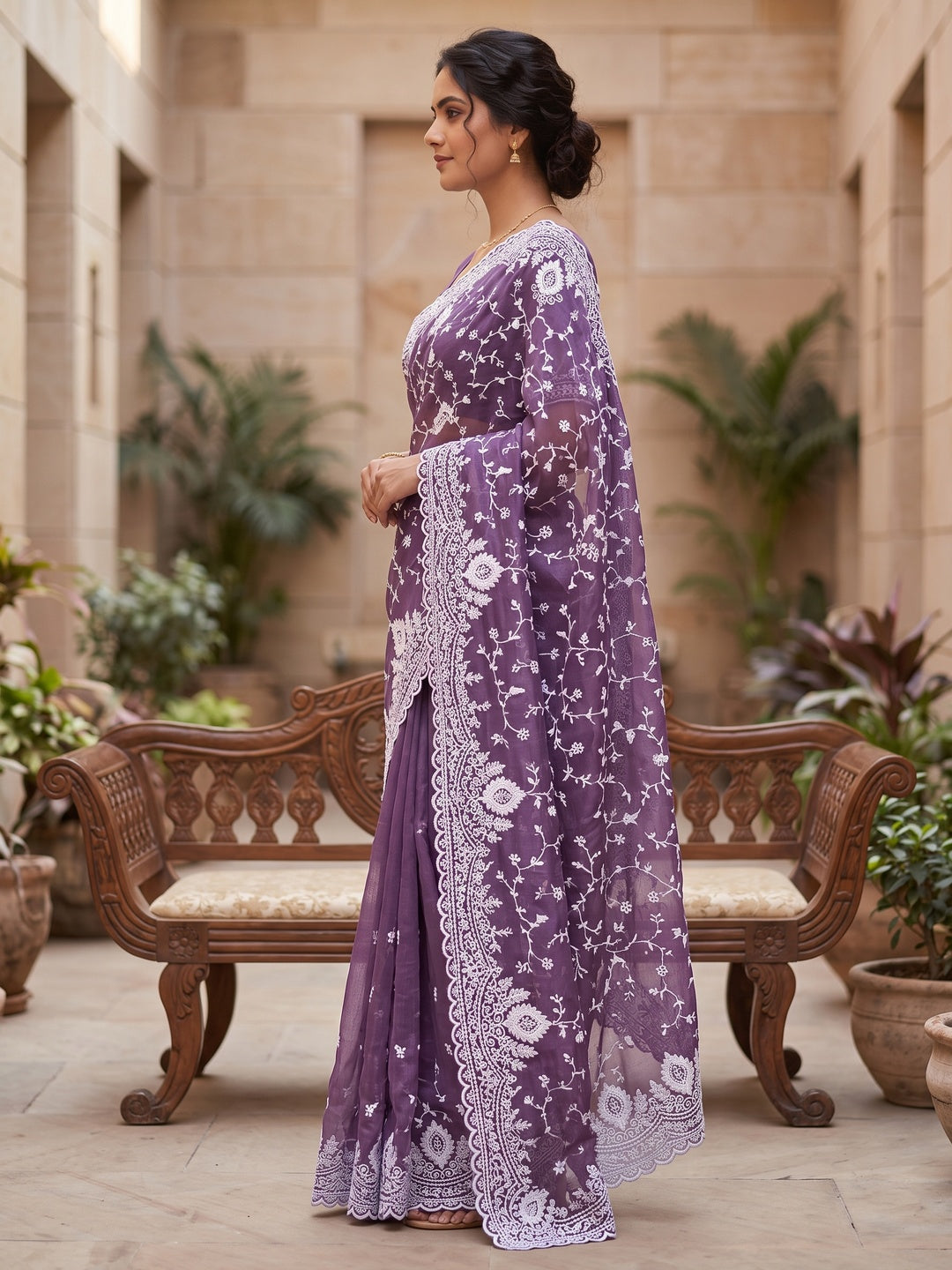 Peachmode Lavender Floral Embroidered Mul Chanderi Saree - Image 4