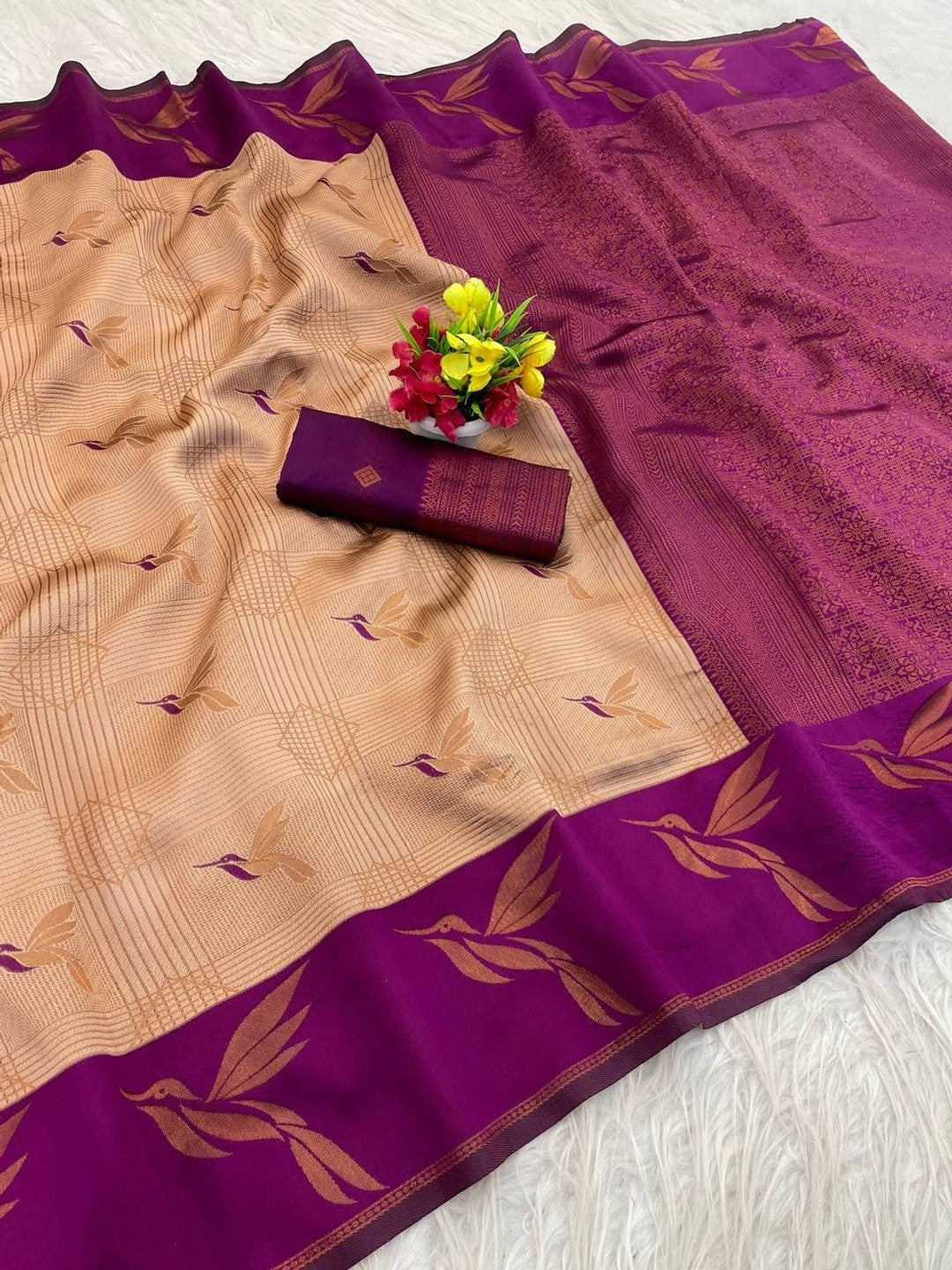Peachmode Magenta Banarasi Silk Zari Saree - Image 3