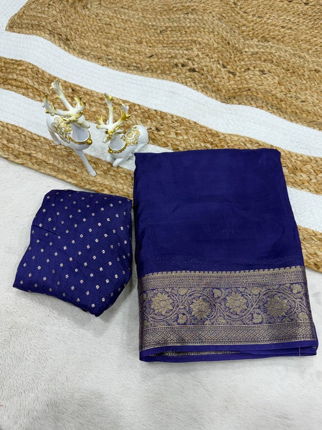 Peachmode Blue Ho Silk Zari Border Saree - Image 2