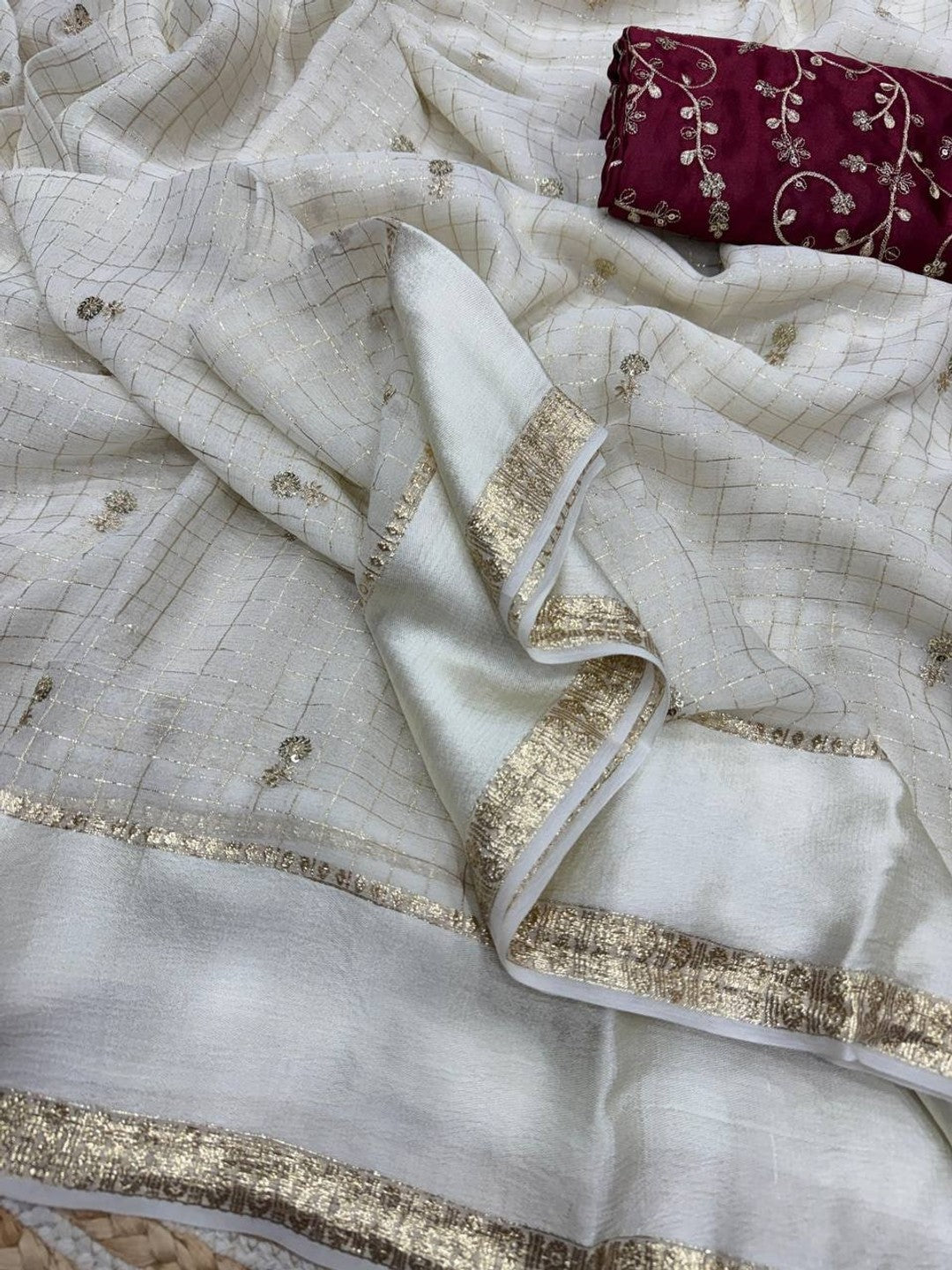 Peachmode Cream Viscose Georgette Sequins Saree - Image 7