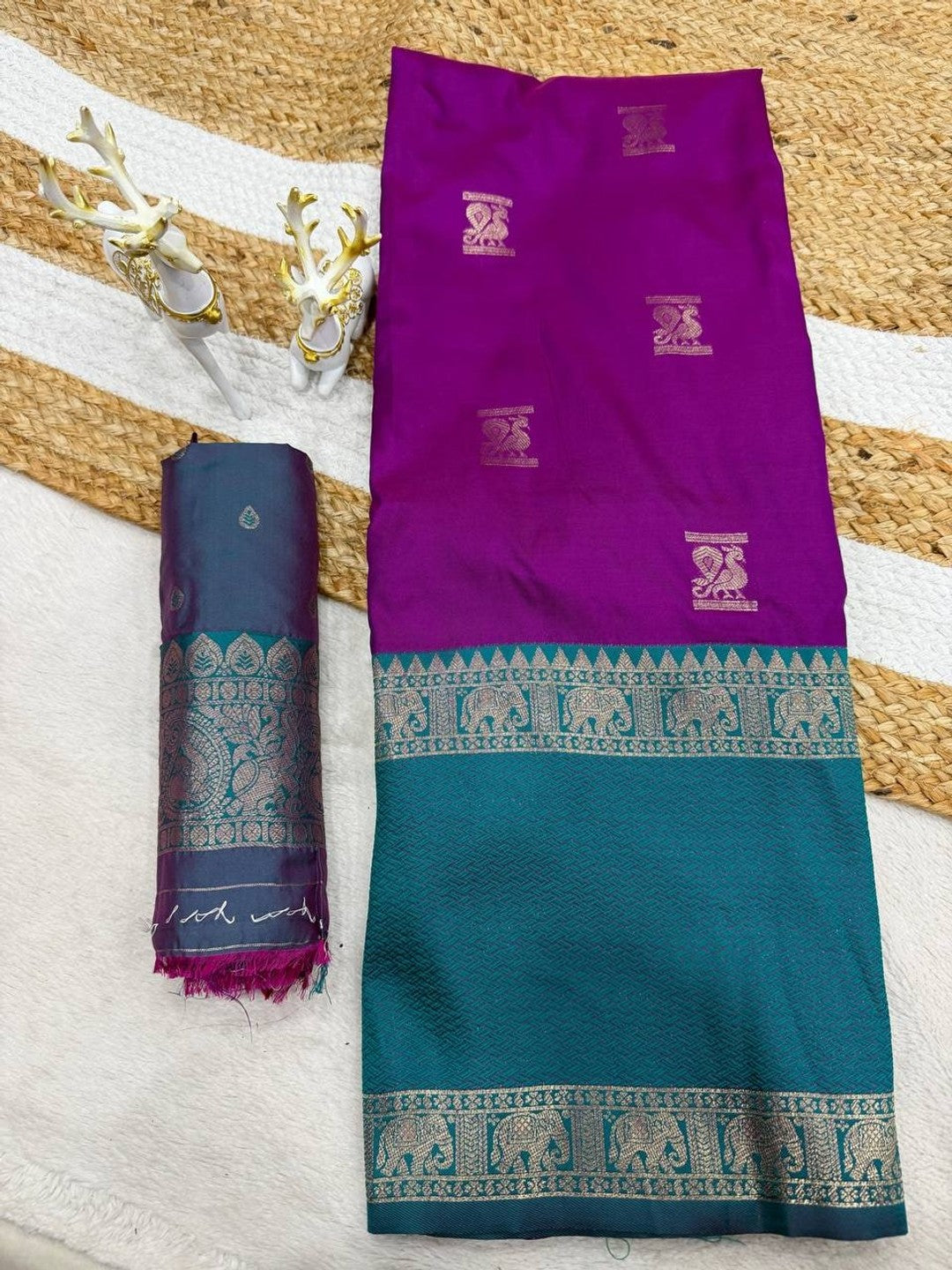 Peachmode Purple Kanjivaram Soft Silk Zari Saree - Image 2