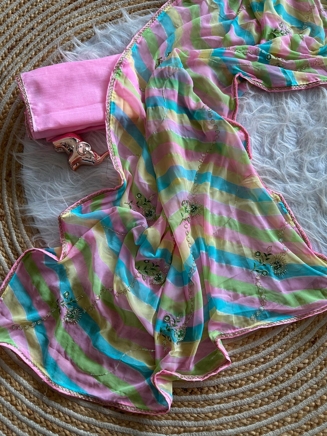 Peachmode Pink Multicolor Hand Work Lehariya Georgette Saree - Image 3
