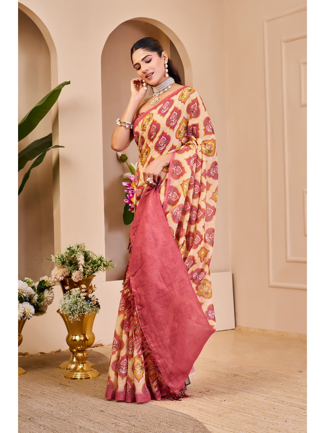 Peachmode Cream Pure Cotton Saree - Image 2